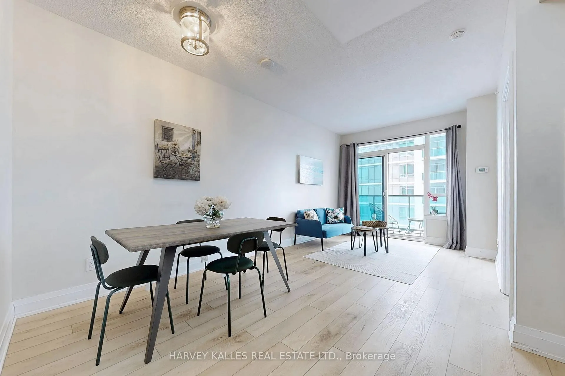 Photo 10 of Unit 1511, 7167 Yonge Street, Markham, Thornhill — HOMEH