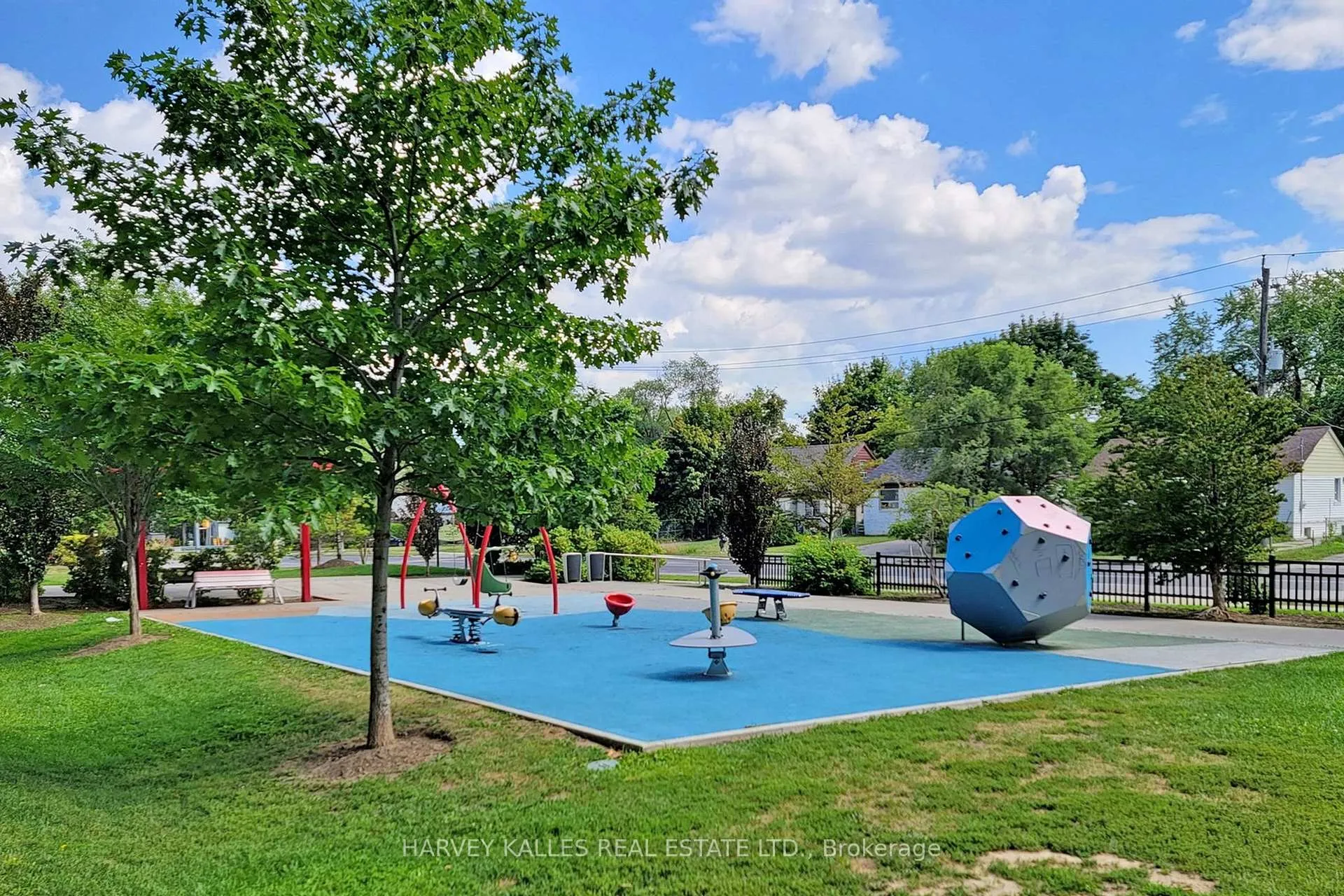 Photo 33 of Unit 1511, 7167 Yonge Street, Markham, Thornhill — HOMEH