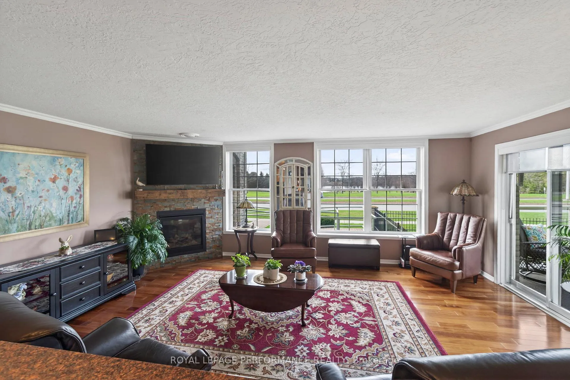 Photo 8 of Unit 102, 311 Water Street W, Cornwall — HOMEH