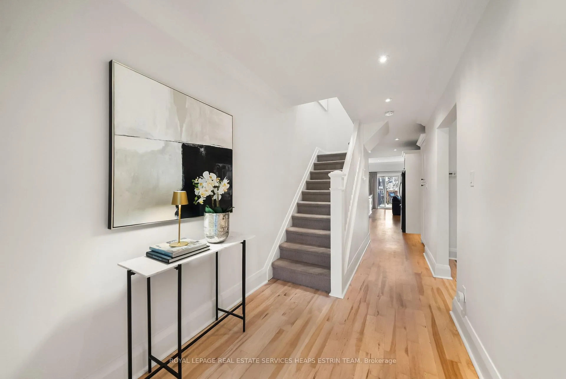 Photo 5 of 307 Belsize Drive, Toronto, Mount Pleasant East — HOMEH