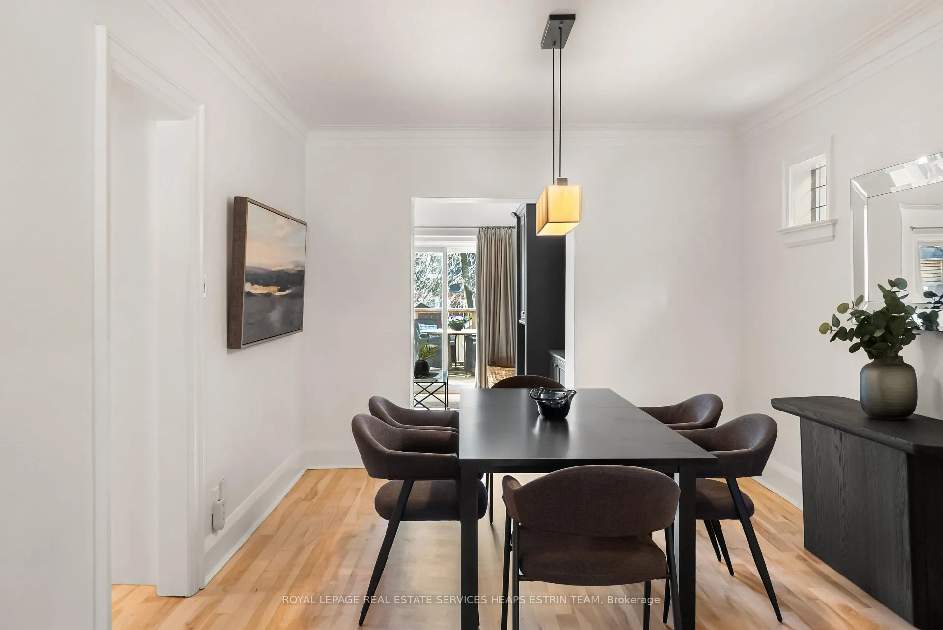 Photo 10 of 307 Belsize Drive, Toronto, Mount Pleasant East — HOMEH
