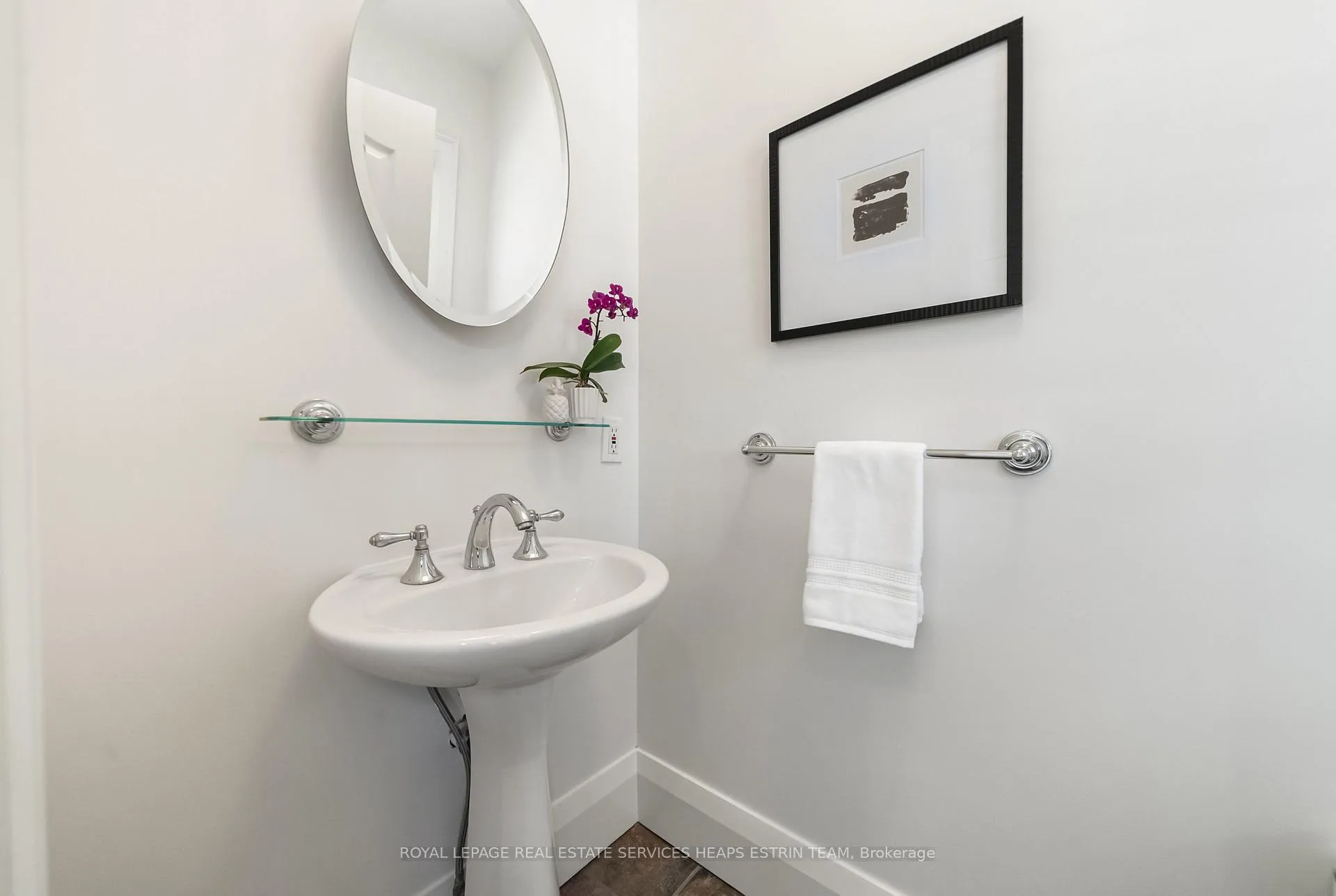Photo 19 of 307 Belsize Drive, Toronto, Mount Pleasant East — HOMEH