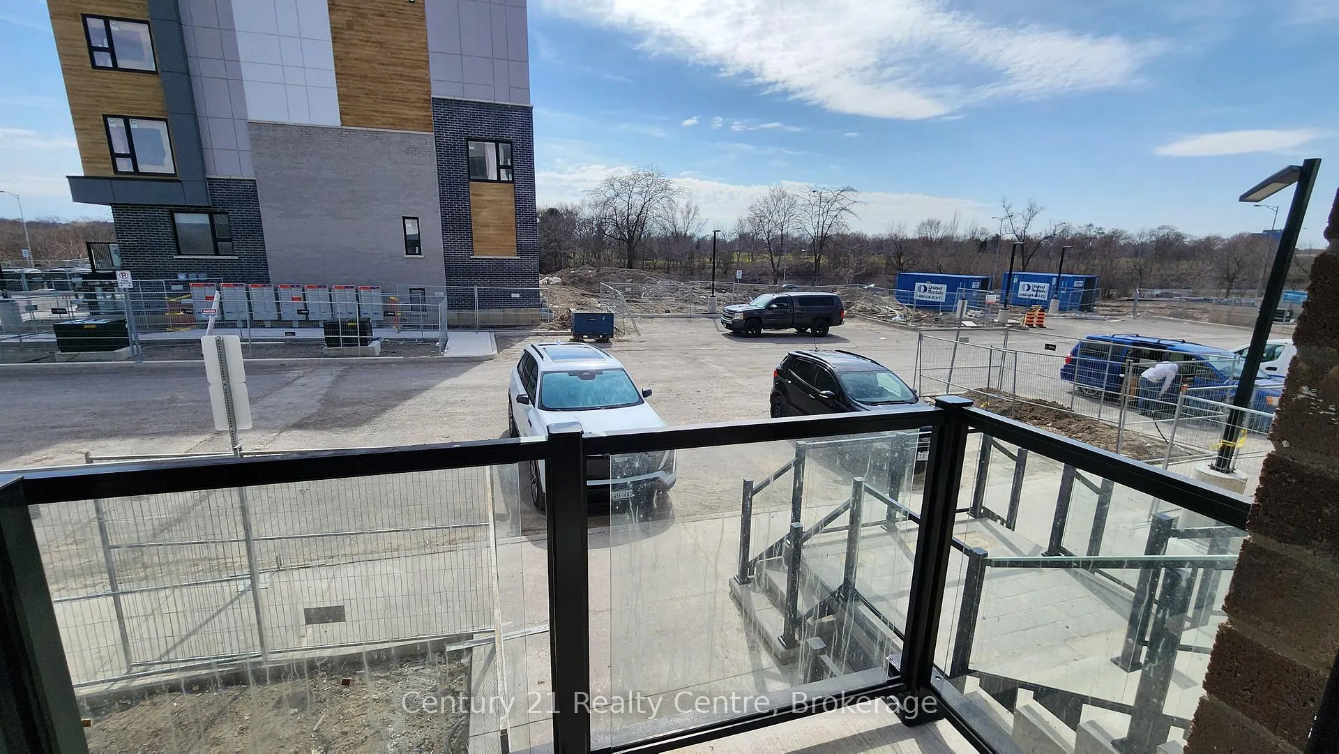 Photo 4 of Unit 208B, 16 Melbourne Avenue, St. Catharines, E. Chester — HOMEH