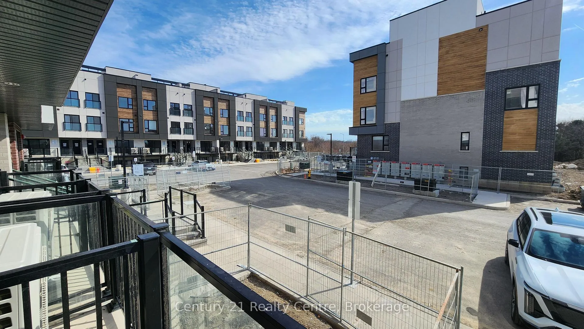 Photo 6 of Unit 208B, 16 Melbourne Avenue, St. Catharines, E. Chester — HOMEH