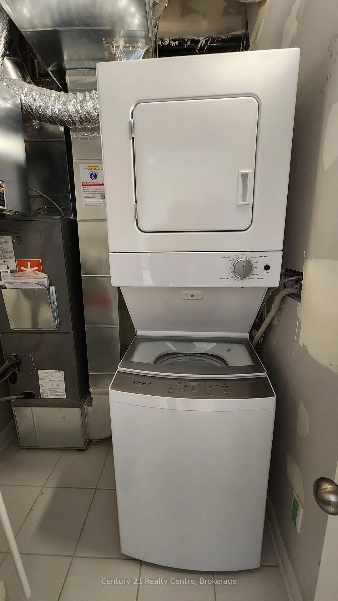 Photo 11 of Unit 208B, 16 Melbourne Avenue, St. Catharines, E. Chester — HOMEH