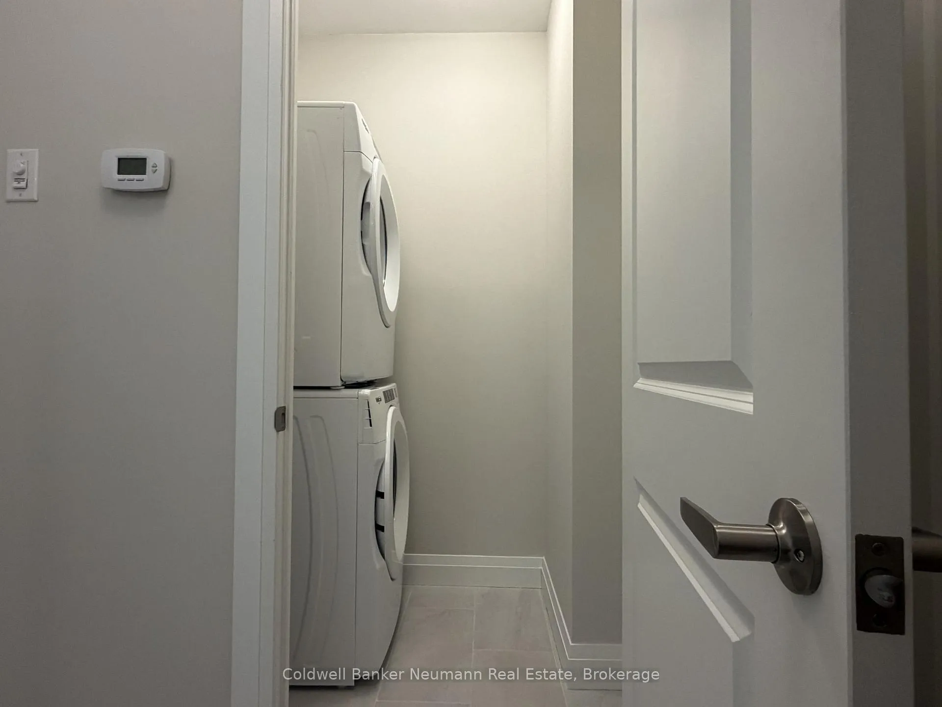 Photo 3 of Unit 403, 1882 Gordon Street, Guelph, Pineridge/Westminster Woods — HOMEH