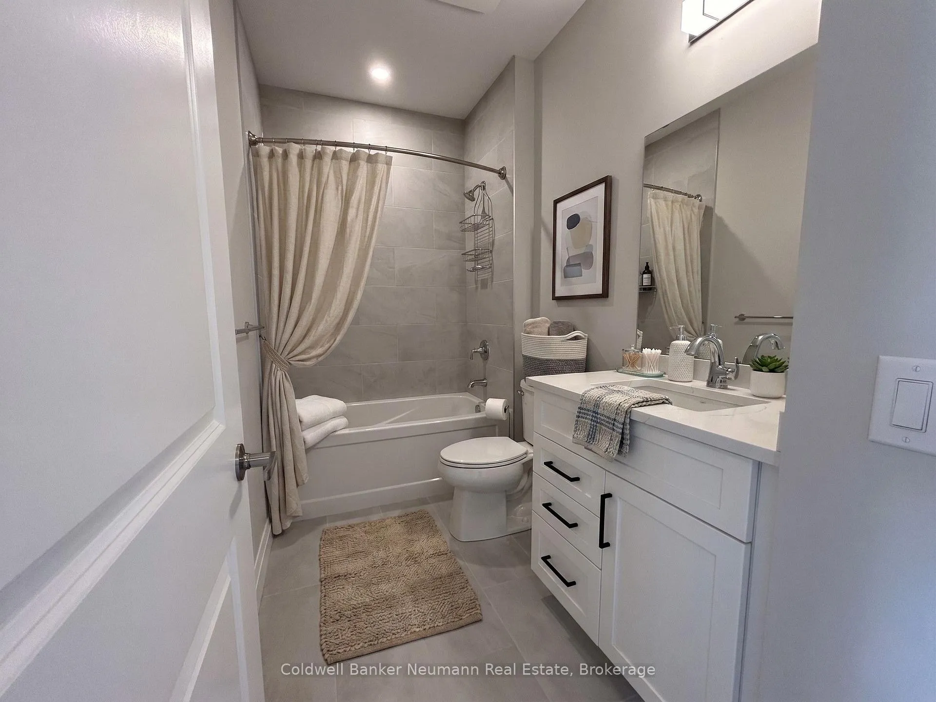 Photo 10 of Unit 403, 1882 Gordon Street, Guelph, Pineridge/Westminster Woods — HOMEH