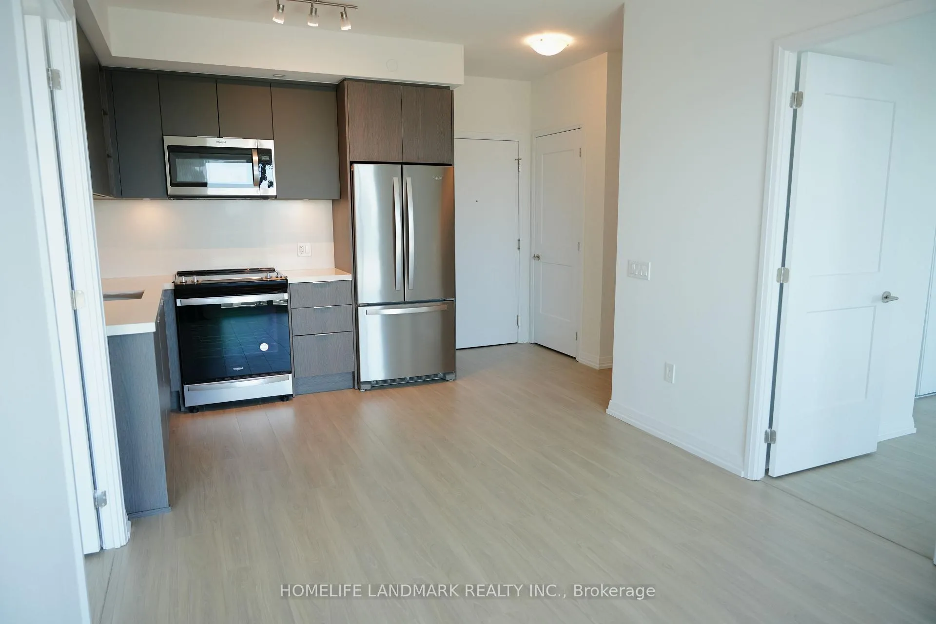 Photo 5 of Unit 1908, 25 Holly Street, Toronto, Mount Pleasant West — HOMEH