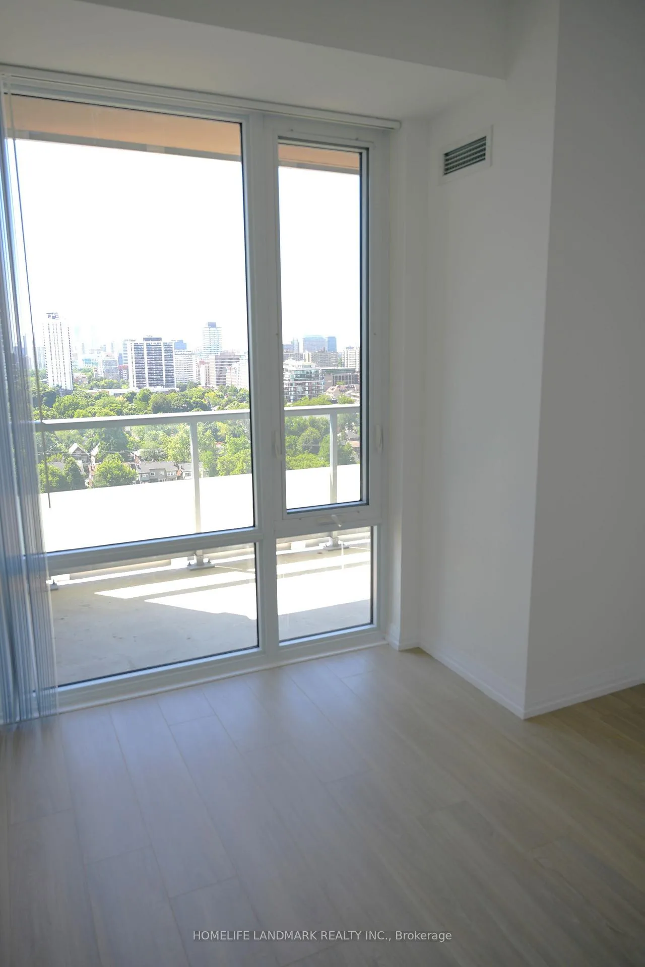Photo 8 of Unit 1908, 25 Holly Street, Toronto, Mount Pleasant West — HOMEH