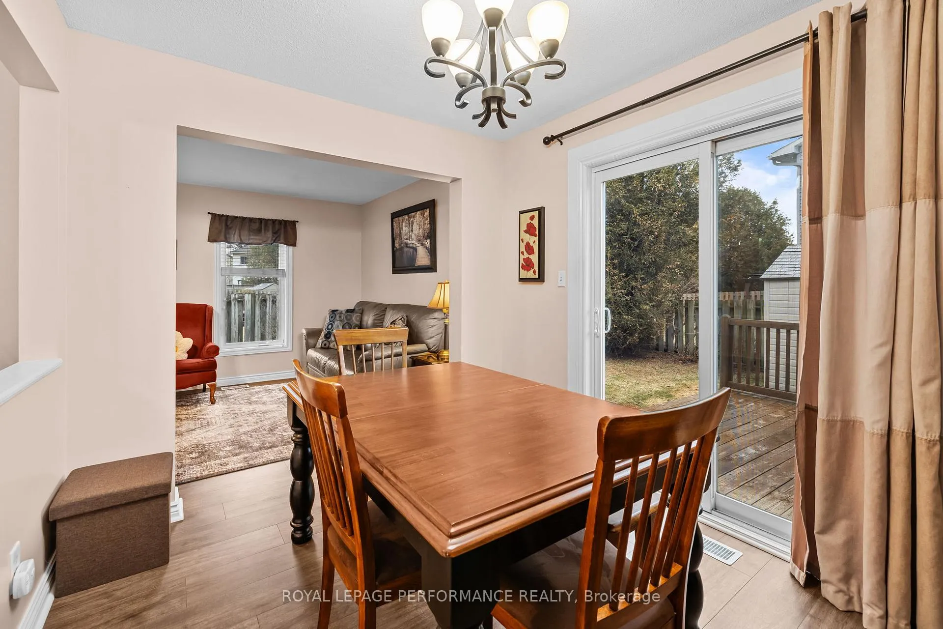 Photo 15 of 1782 Radway Terrace, Ottawa, Chateauneuf — HOMEH