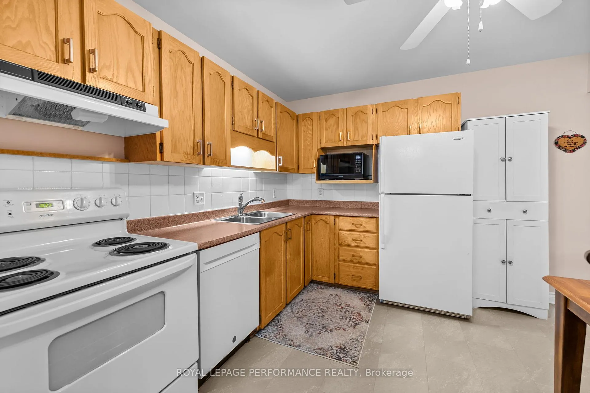 Photo 16 of 1782 Radway Terrace, Ottawa, Chateauneuf — HOMEH