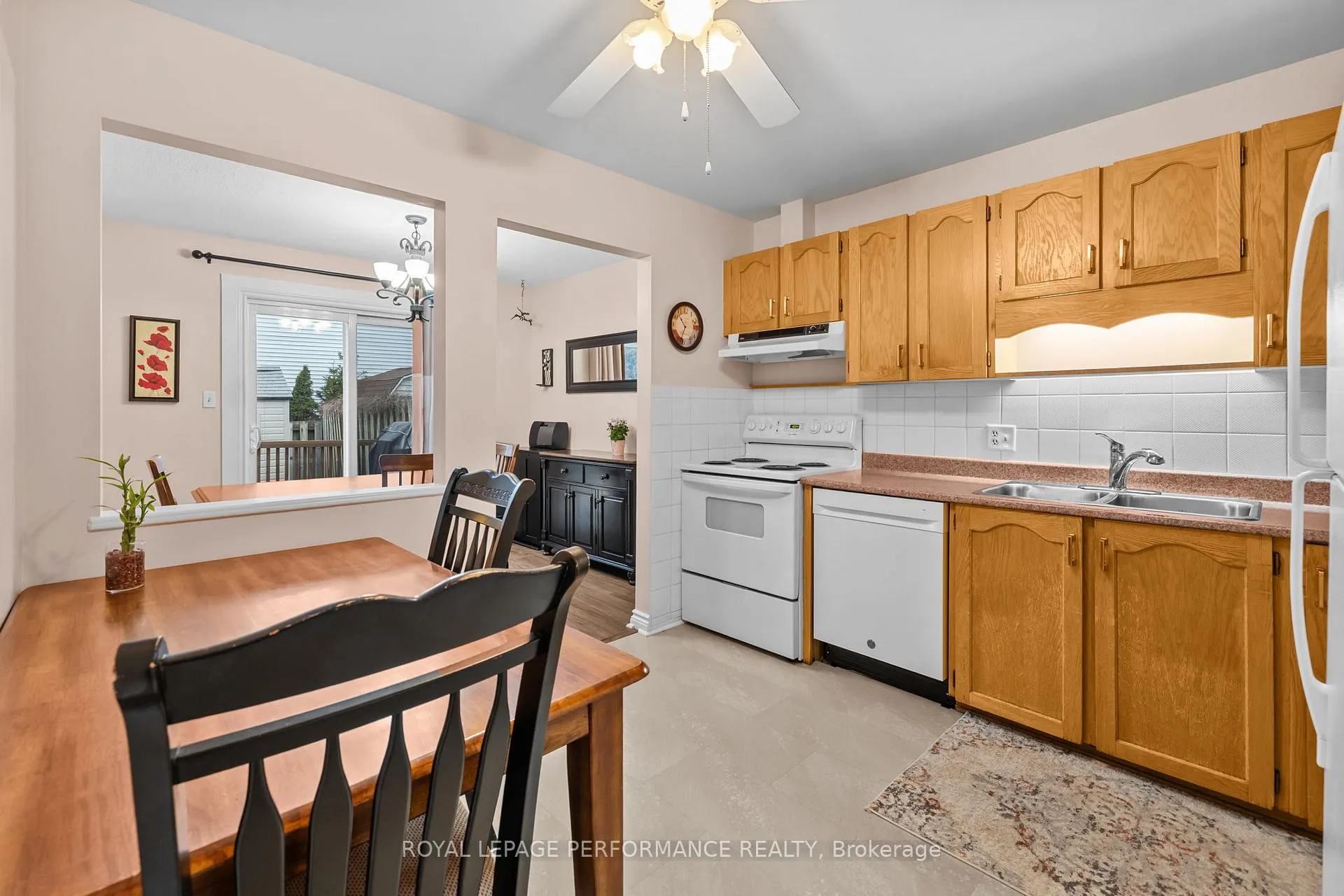 Photo 18 of 1782 Radway Terrace, Ottawa, Chateauneuf — HOMEH