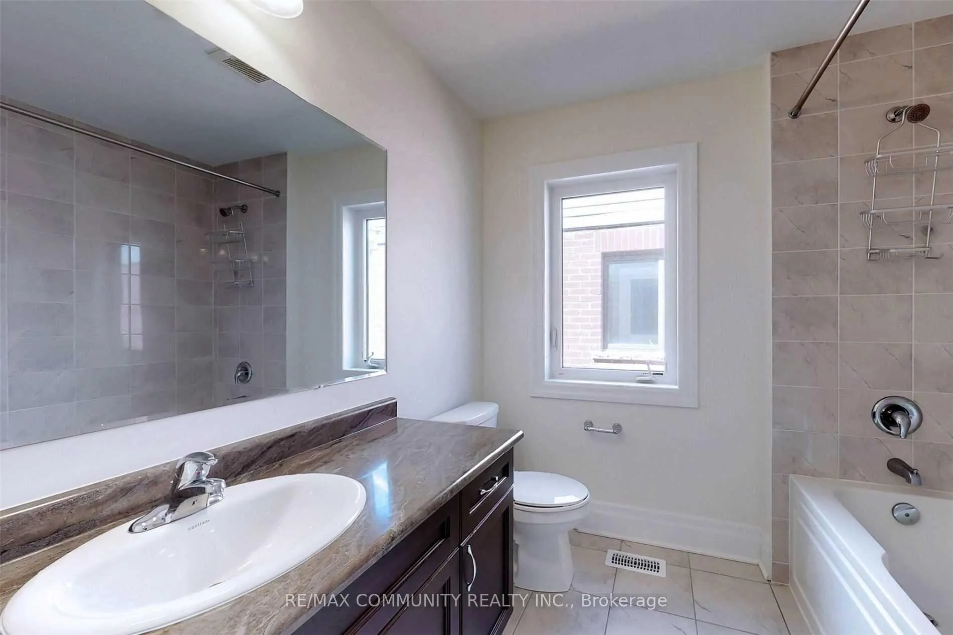 Photo 11 of 190 Westfield Drive, Whitby, Lynde Creek — HOMEH