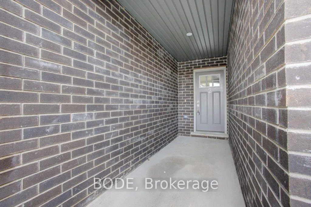 Photo 4 of Unit 2, 11 Rockcliffe Drive, Kitchener — HOMEH