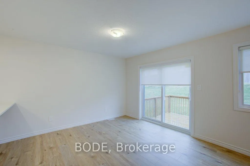 Photo 10 of Unit 2, 11 Rockcliffe Drive, Kitchener — HOMEH