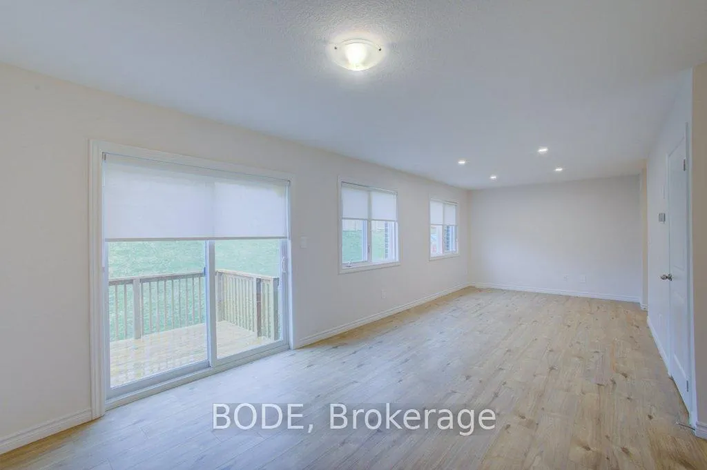Photo 13 of Unit 2, 11 Rockcliffe Drive, Kitchener — HOMEH