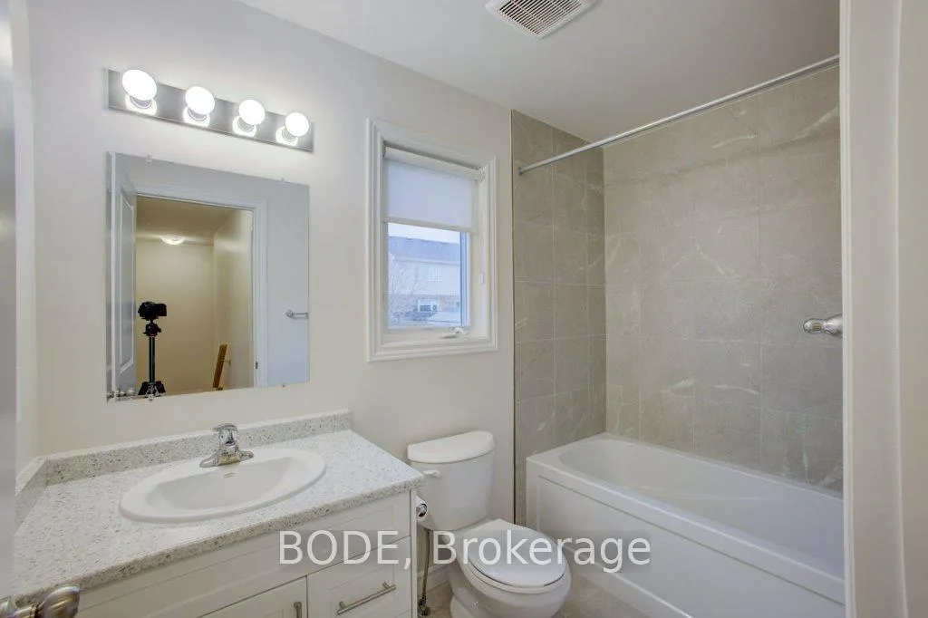 Photo 20 of Unit 2, 11 Rockcliffe Drive, Kitchener — HOMEH