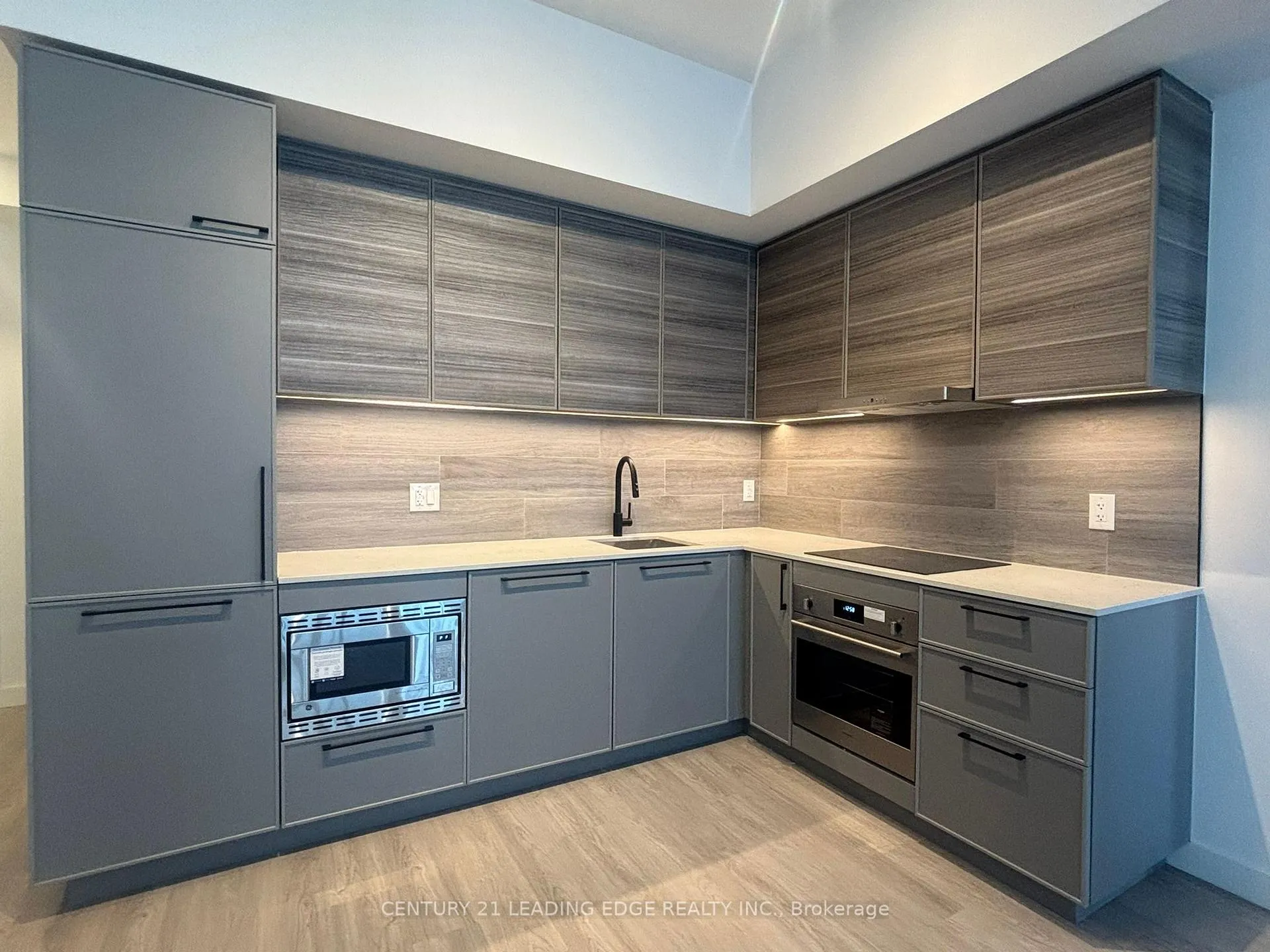 Photo 6 of Unit 830, 1050 Eastern Avenue, Toronto, The Beaches — HOMEH