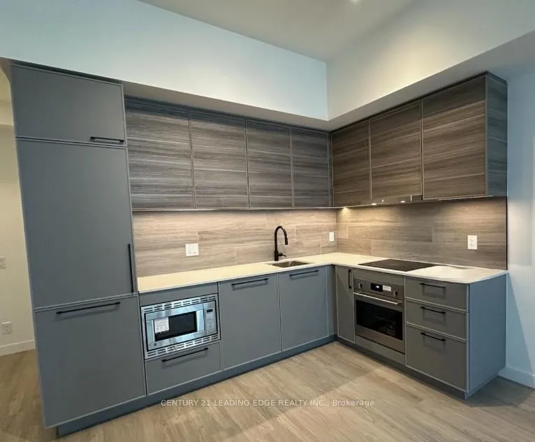 Photo 8 of Unit 830, 1050 Eastern Avenue, Toronto, The Beaches — HOMEH