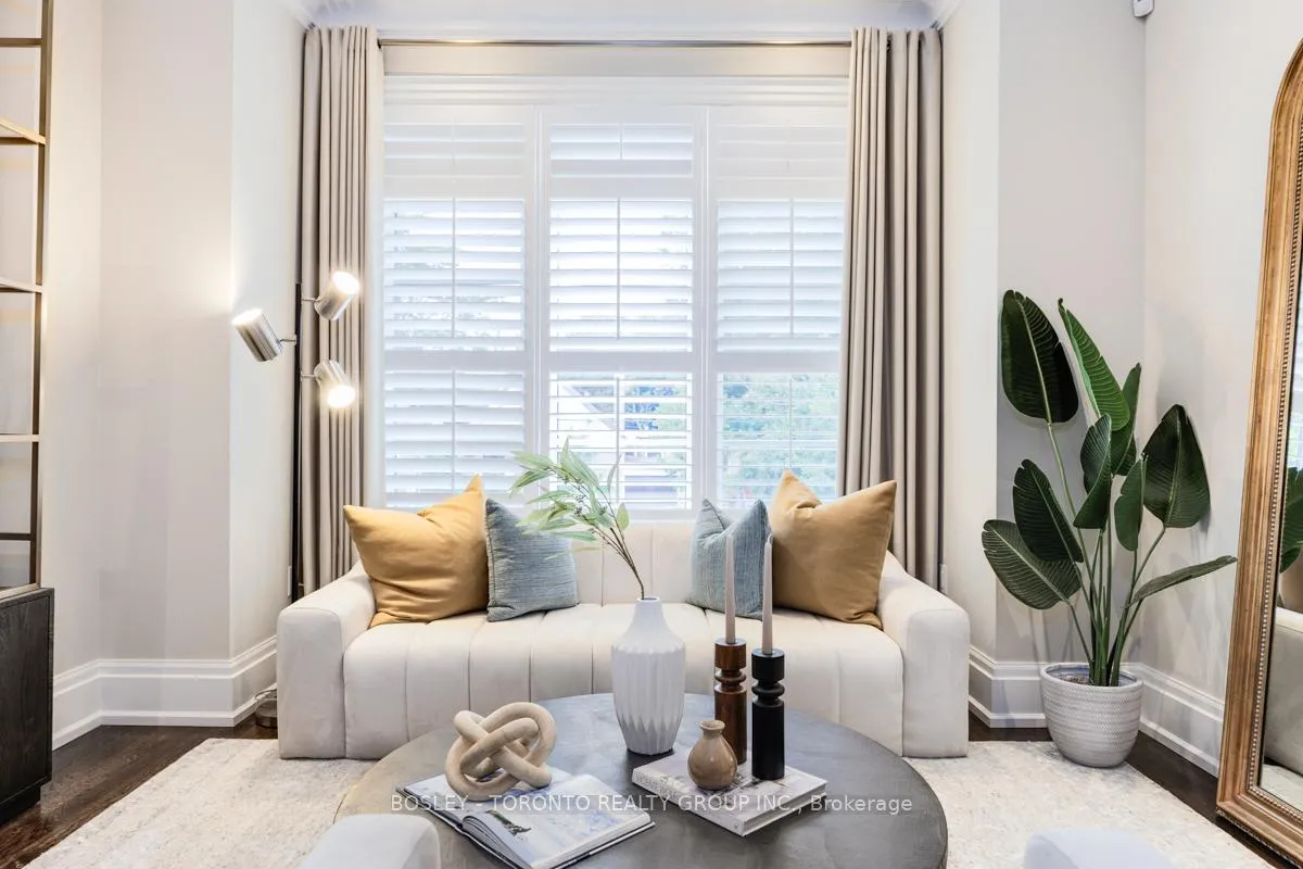 Photo 3 of 39 Camberwell Road, Toronto, Humewood-Cedarvale — HOMEH