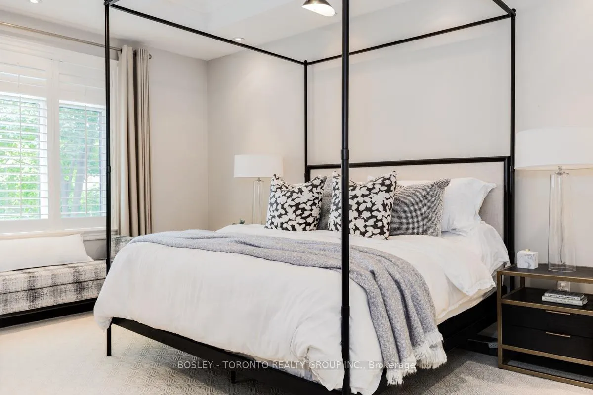 Photo 21 of 39 Camberwell Road, Toronto, Humewood-Cedarvale — HOMEH
