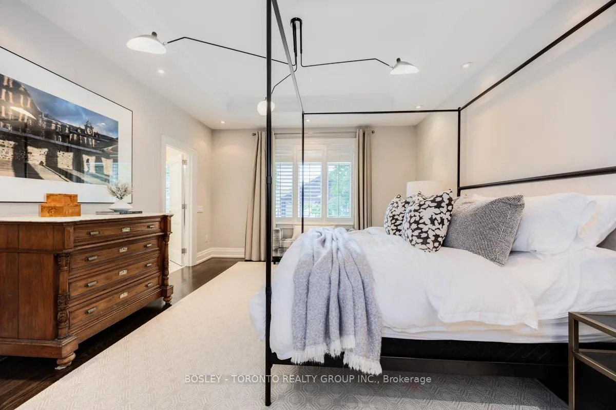 Photo 22 of 39 Camberwell Road, Toronto, Humewood-Cedarvale — HOMEH