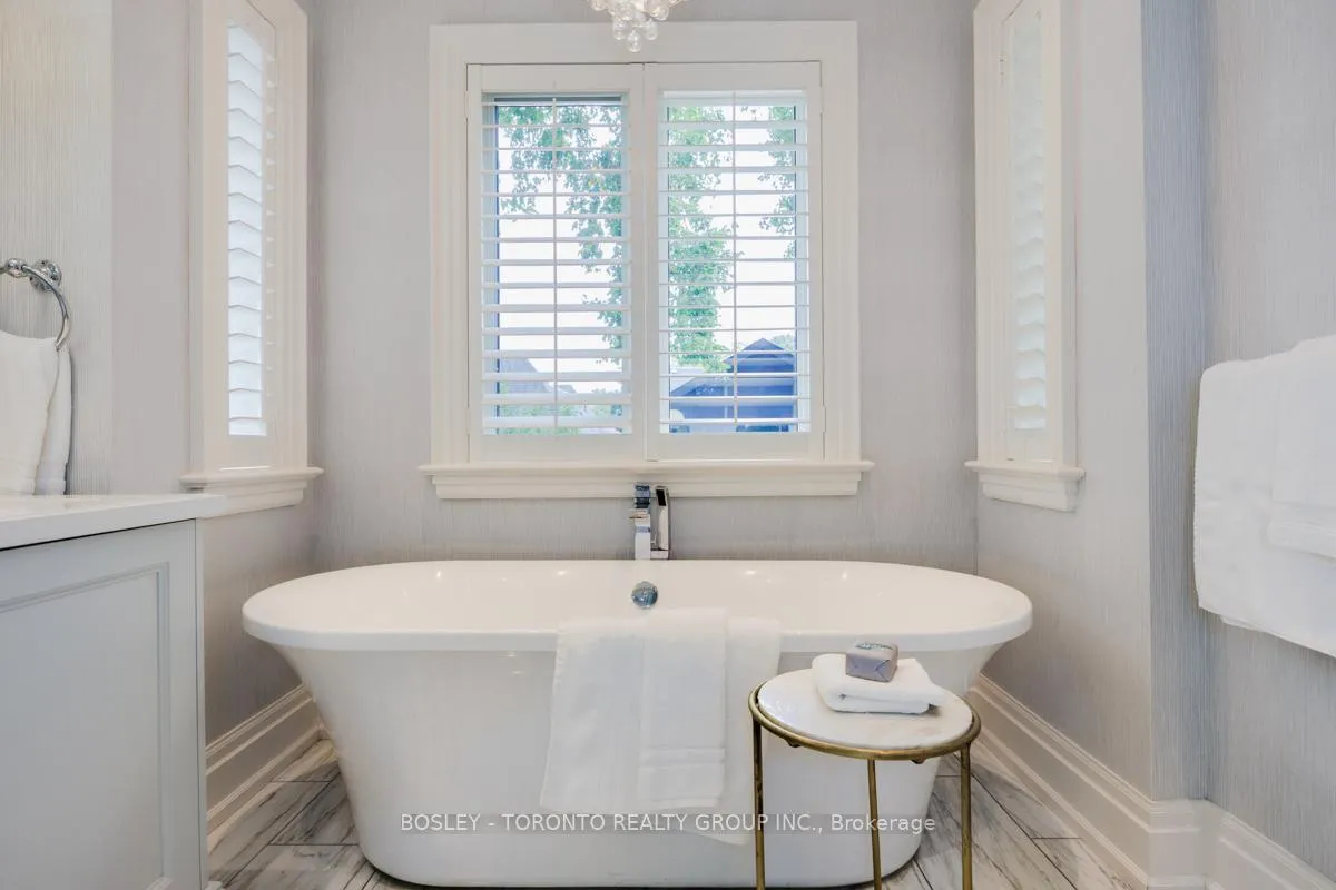 Photo 24 of 39 Camberwell Road, Toronto, Humewood-Cedarvale — HOMEH
