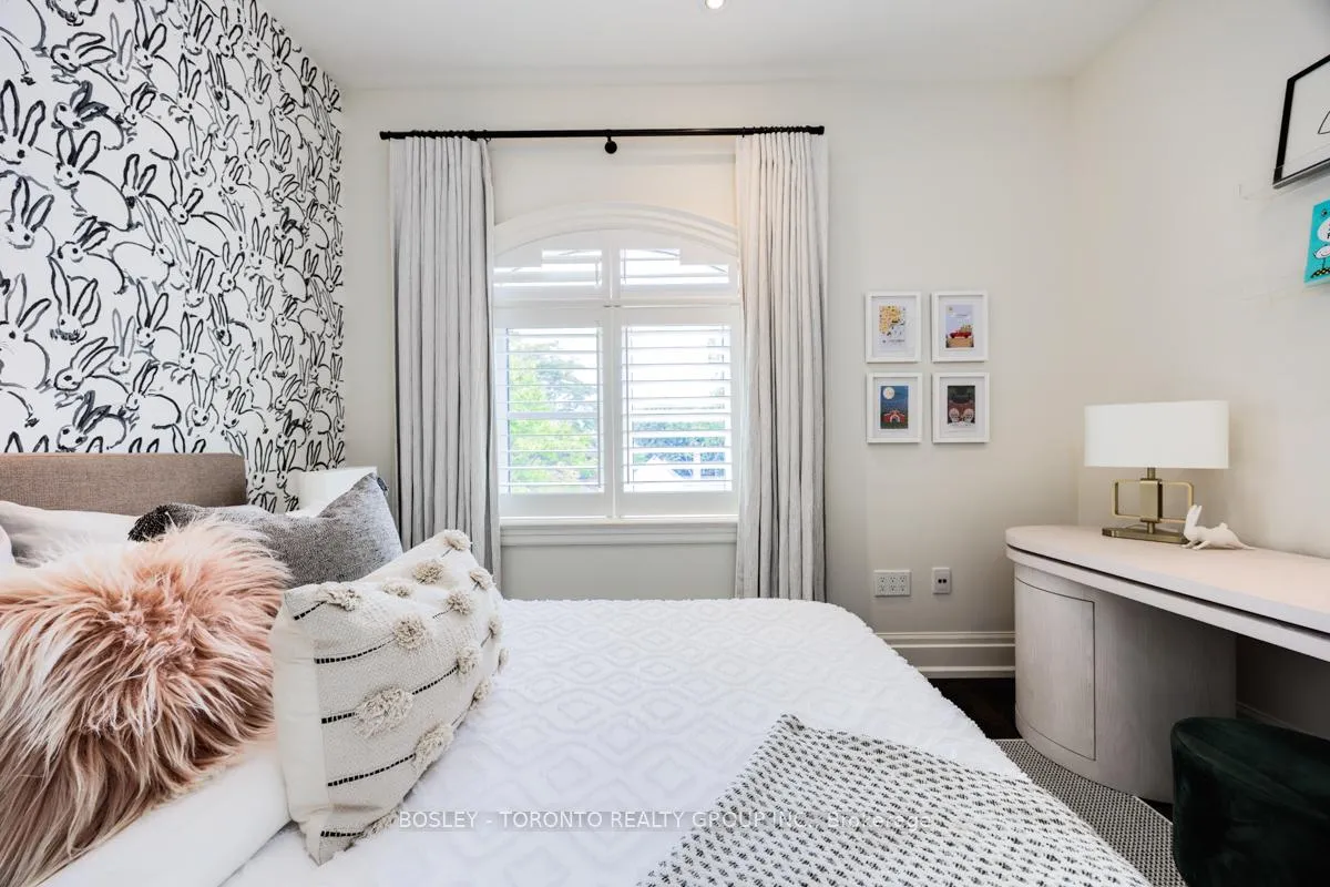 Photo 32 of 39 Camberwell Road, Toronto, Humewood-Cedarvale — HOMEH
