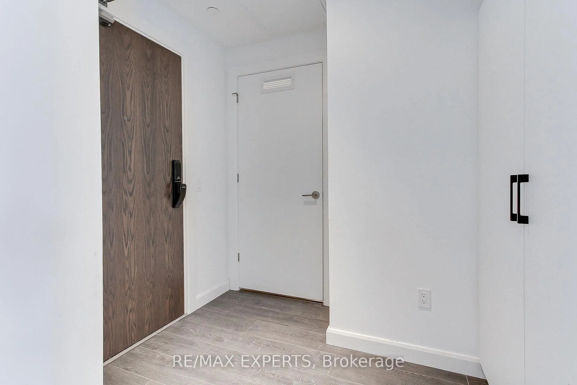 Photo 9 of Unit 103, 741 King Street, Kitchener — HOMEH