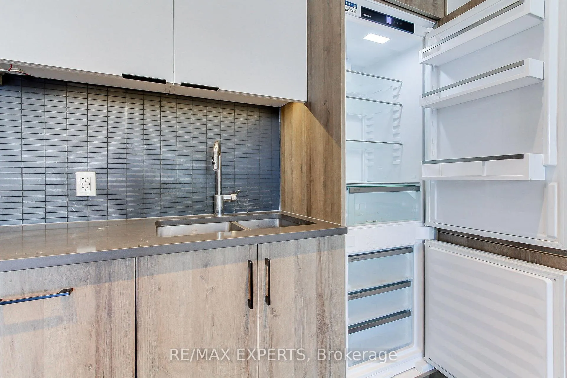 Photo 14 of Unit 103, 741 King Street, Kitchener — HOMEH