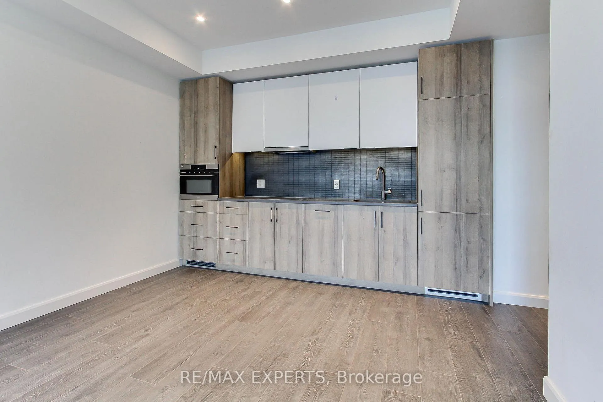 Photo 16 of Unit 103, 741 King Street, Kitchener — HOMEH