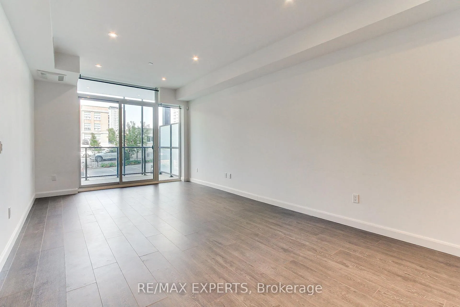 Photo 18 of Unit 103, 741 King Street, Kitchener — HOMEH