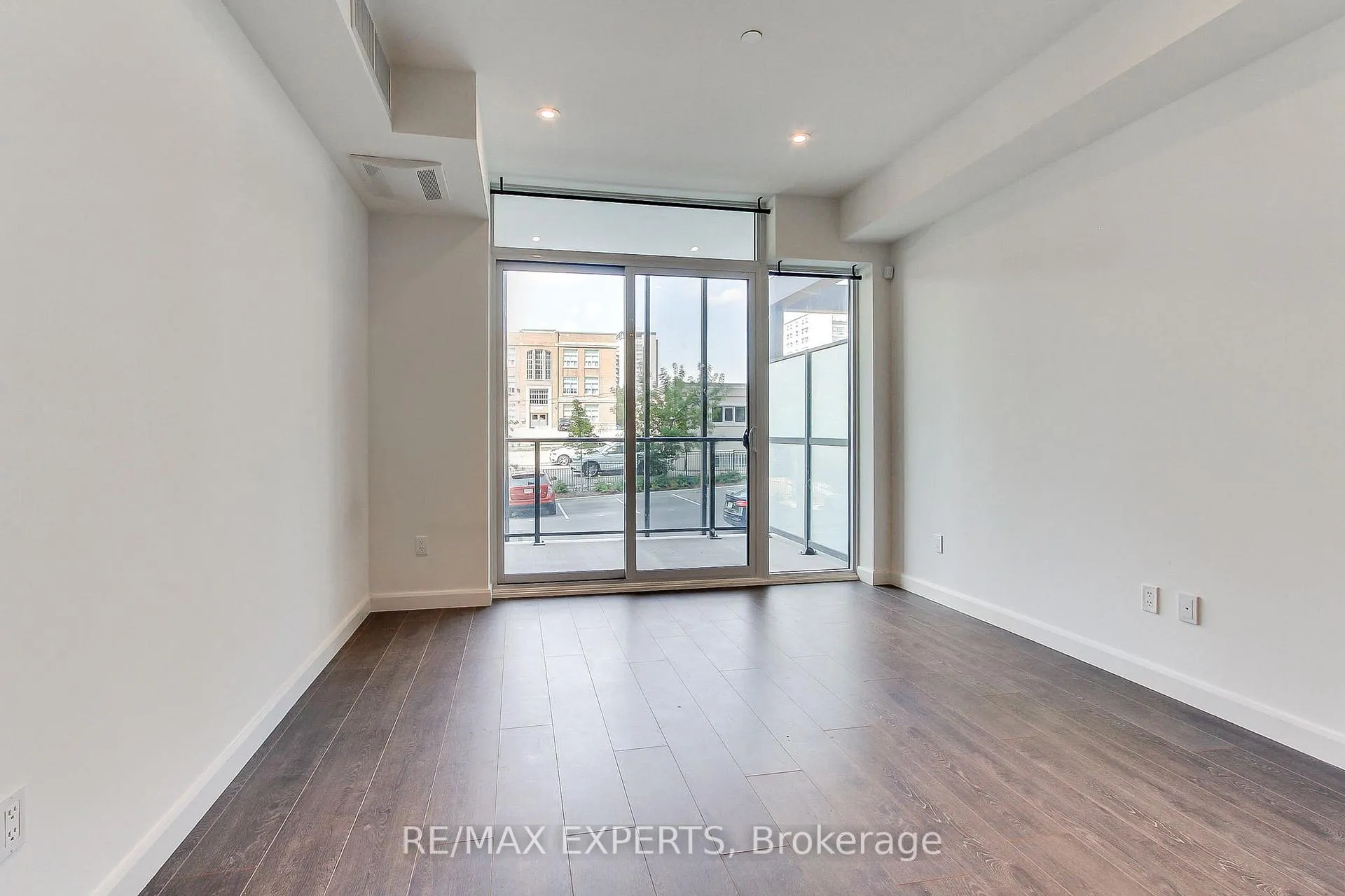 Photo 21 of Unit 103, 741 King Street, Kitchener — HOMEH