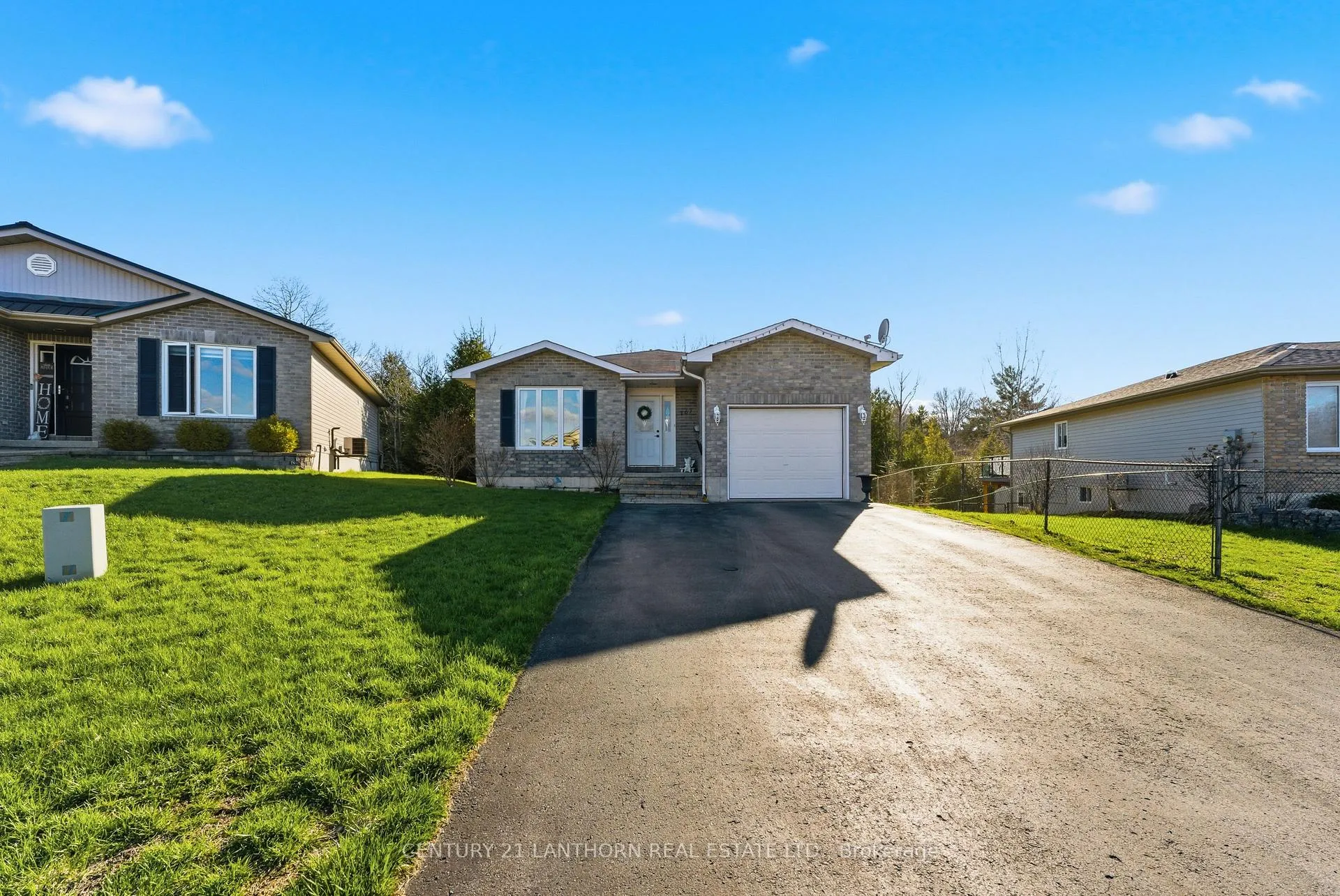 Photo 2 of 167 Nicholas Street, Quinte West, Murray Ward — HOMEH