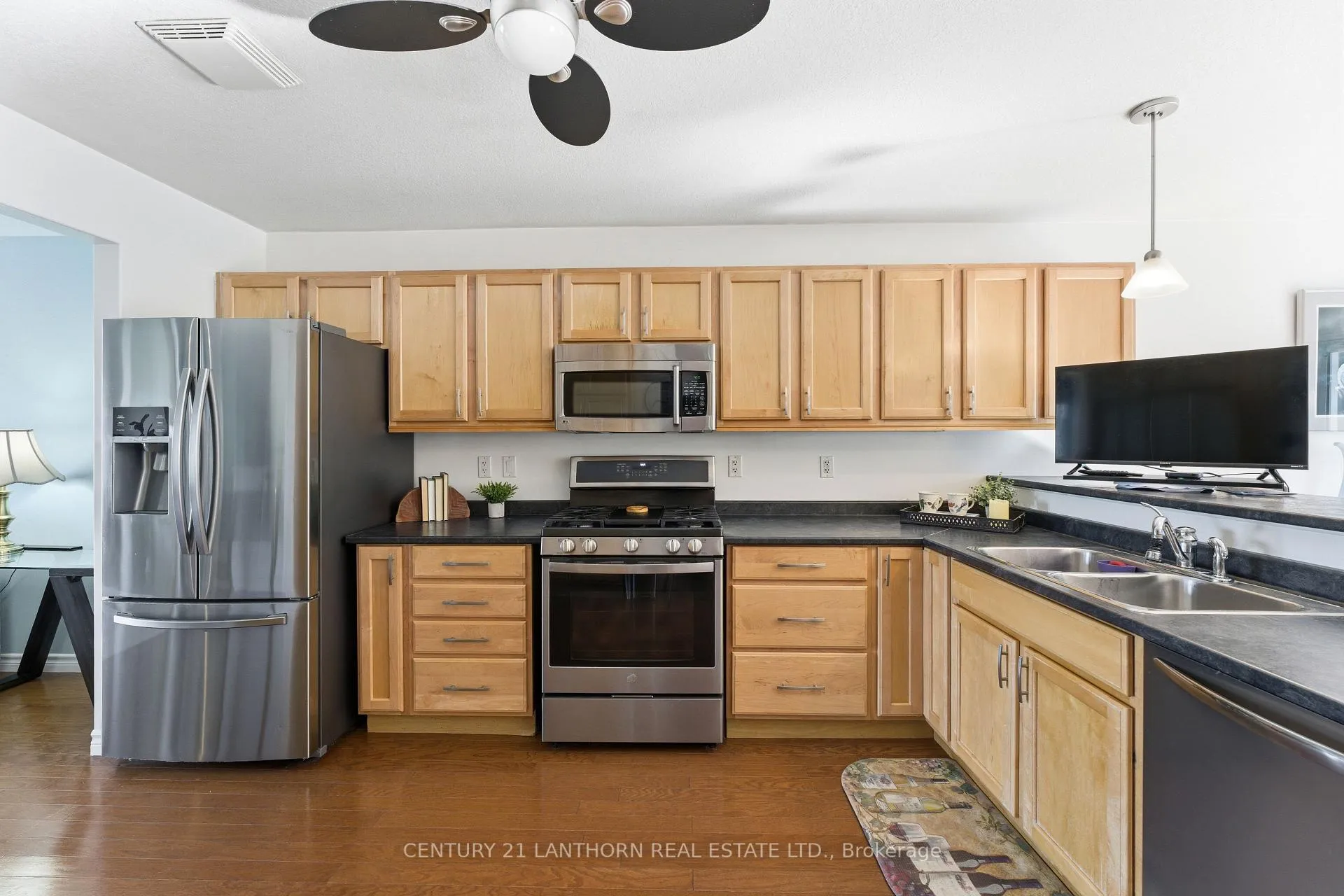 Photo 12 of 167 Nicholas Street, Quinte West, Murray Ward — HOMEH
