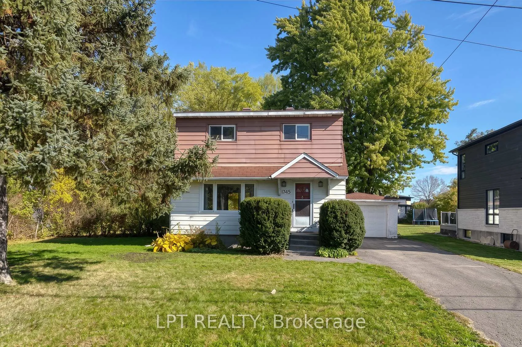 Front of 1745 Ortona Avenue