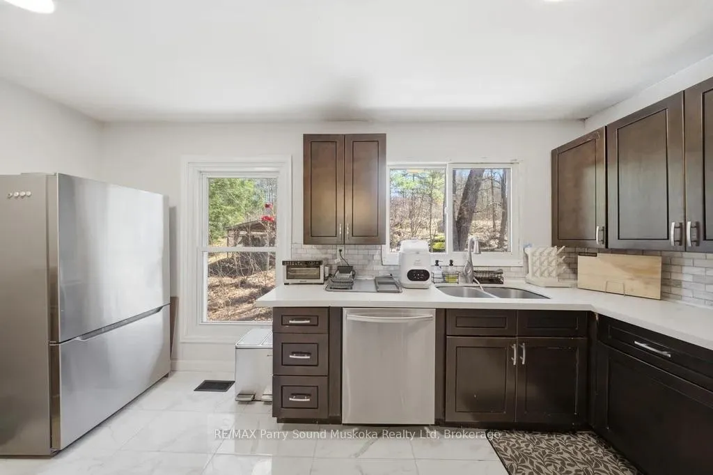 Photo 9 of 28 Black Road, Seguin — HOMEH