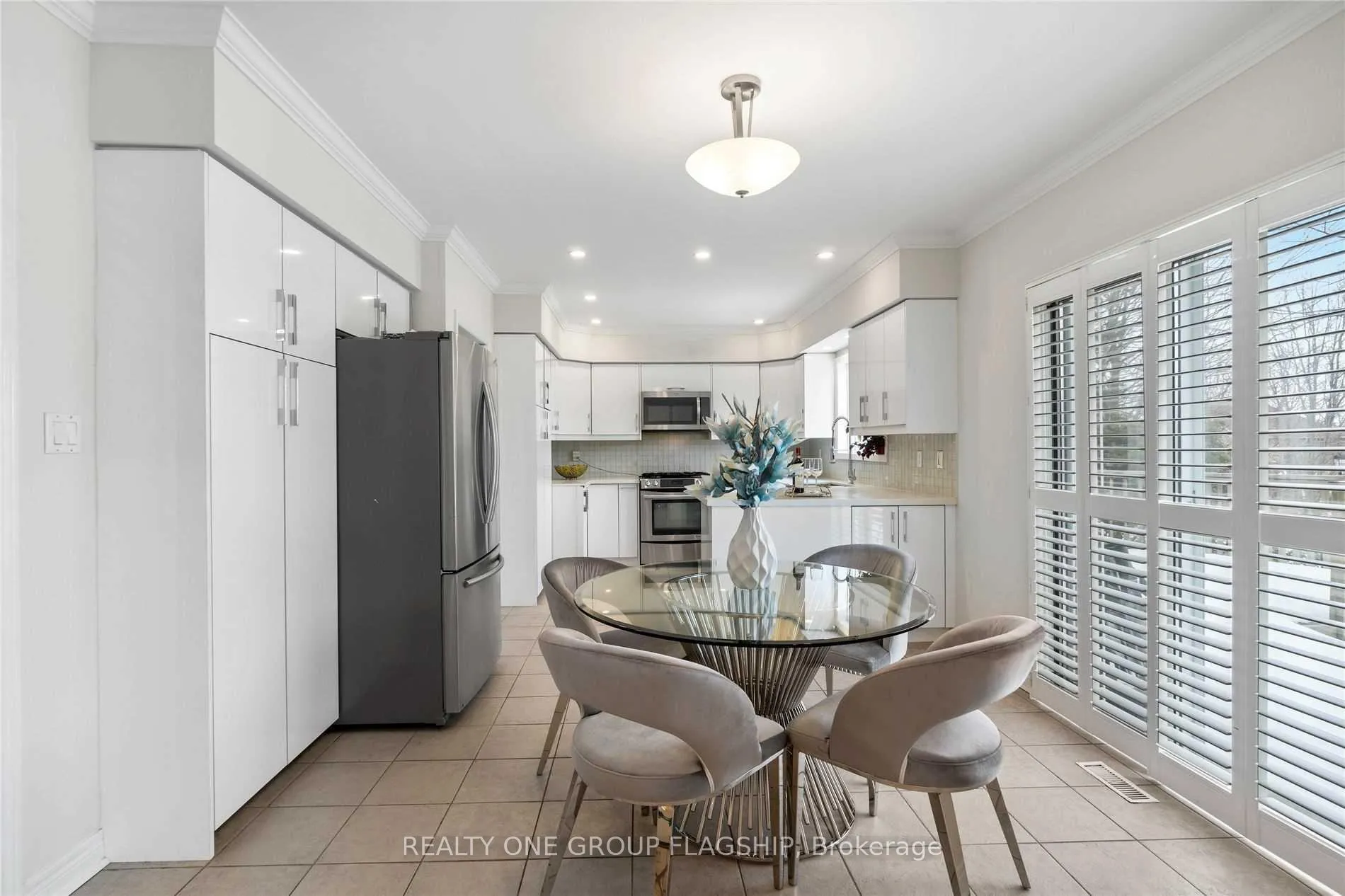 Photo 17 of 355 Carruthers Avenue, Newmarket, Summerhill Estates — HOMEH