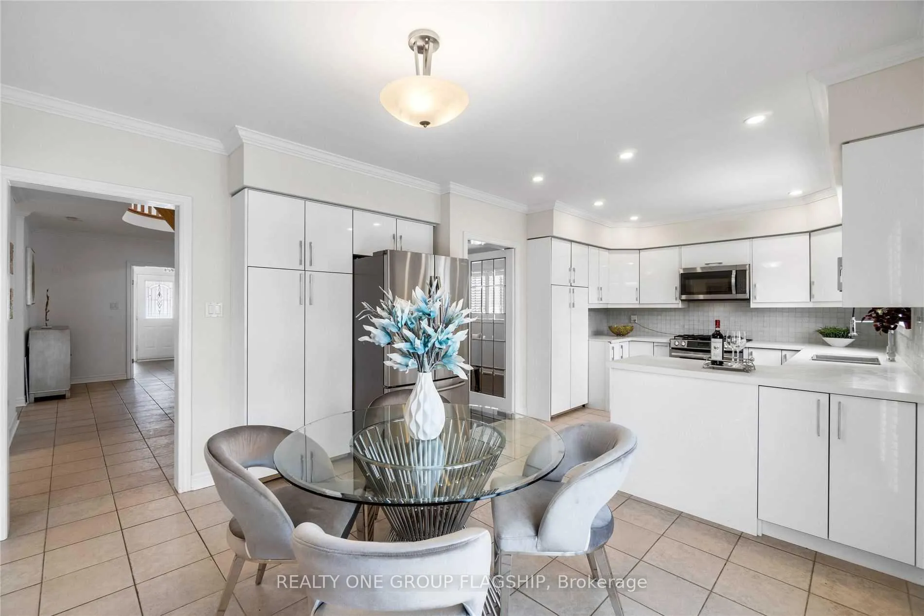 Photo 18 of 355 Carruthers Avenue, Newmarket, Summerhill Estates — HOMEH