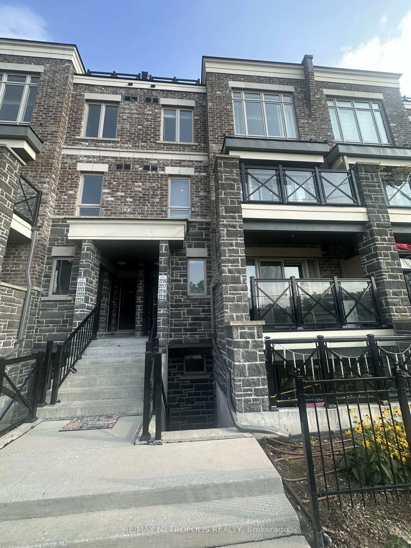 Photo 1 of Unit 2218, 10 Westmeath Lane, Markham, Cornell — HOMEH