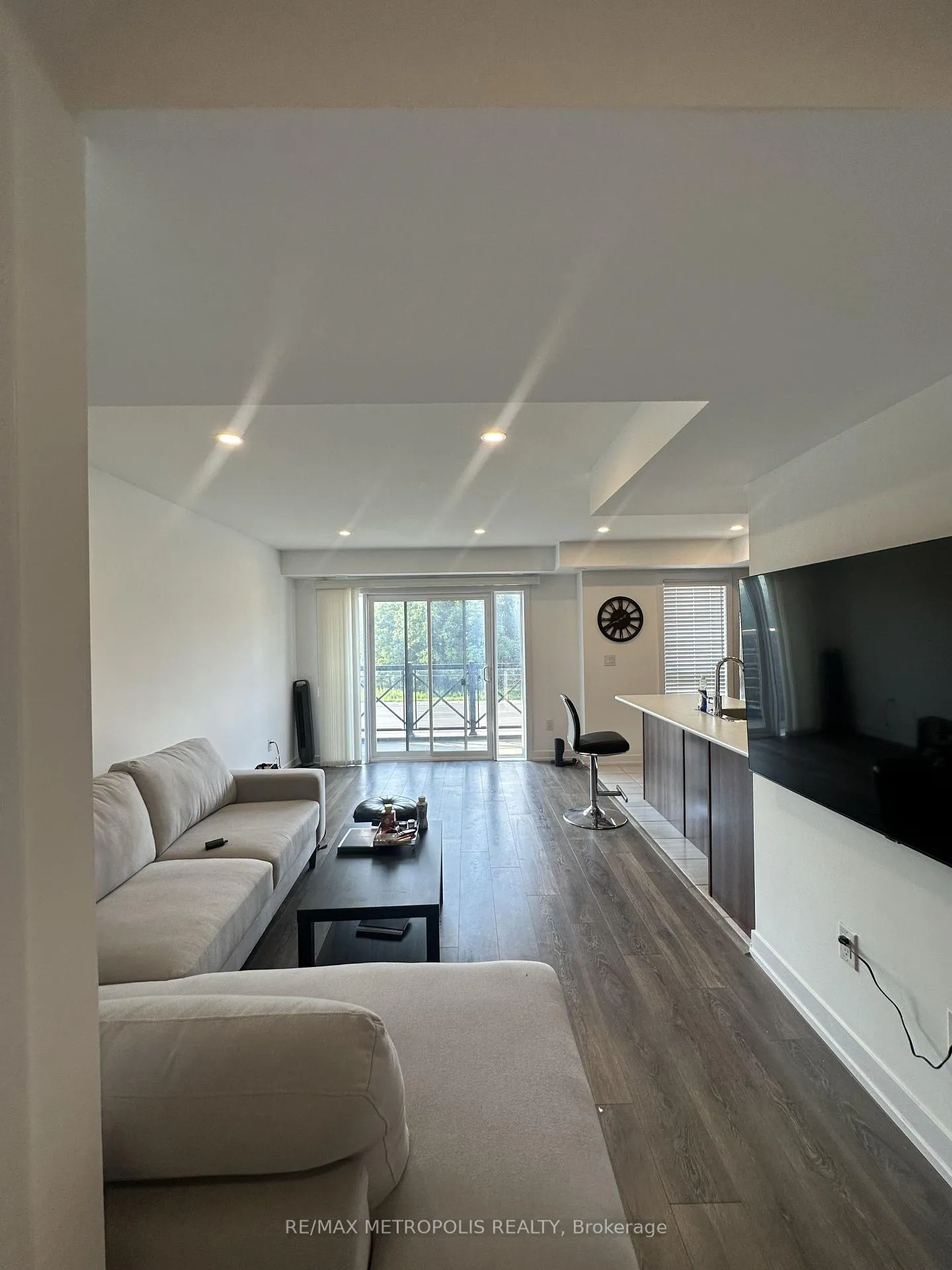 Photo 4 of Unit 2218, 10 Westmeath Lane, Markham, Cornell — HOMEH