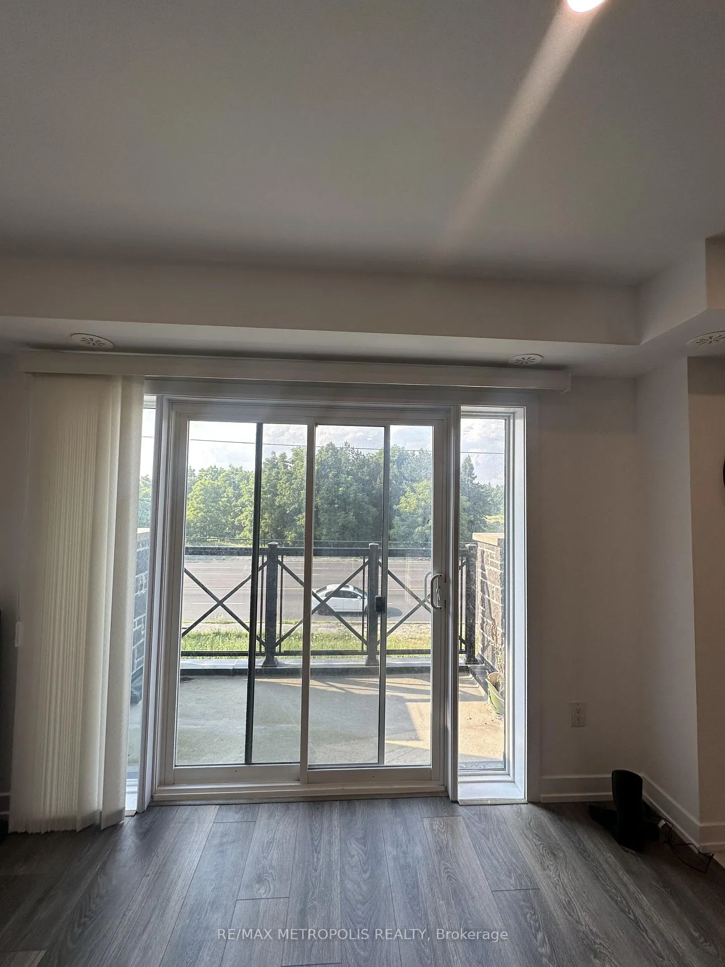 Photo 8 of Unit 2218, 10 Westmeath Lane, Markham, Cornell — HOMEH