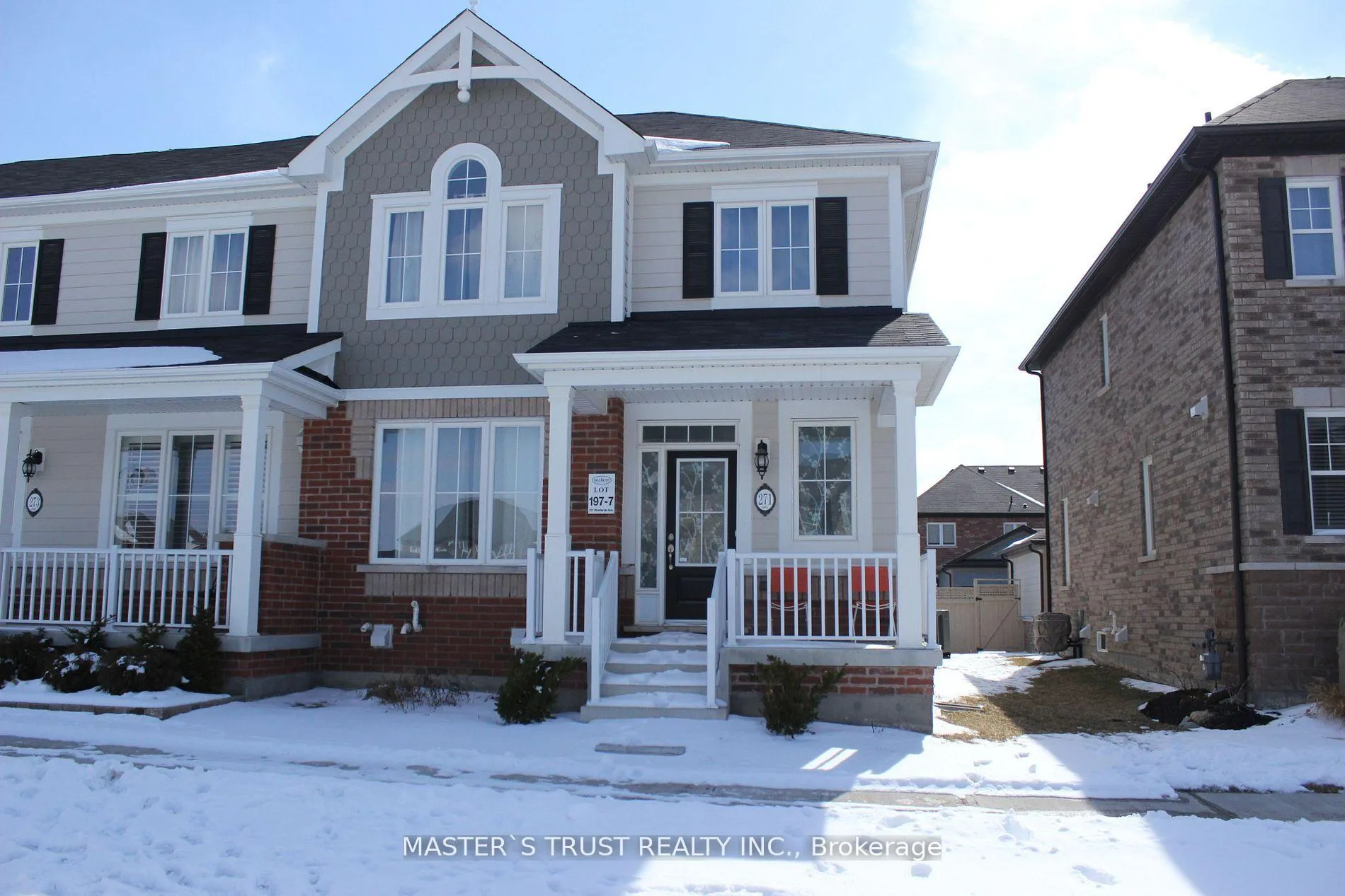 Photo of 271 Riverlands Avenue