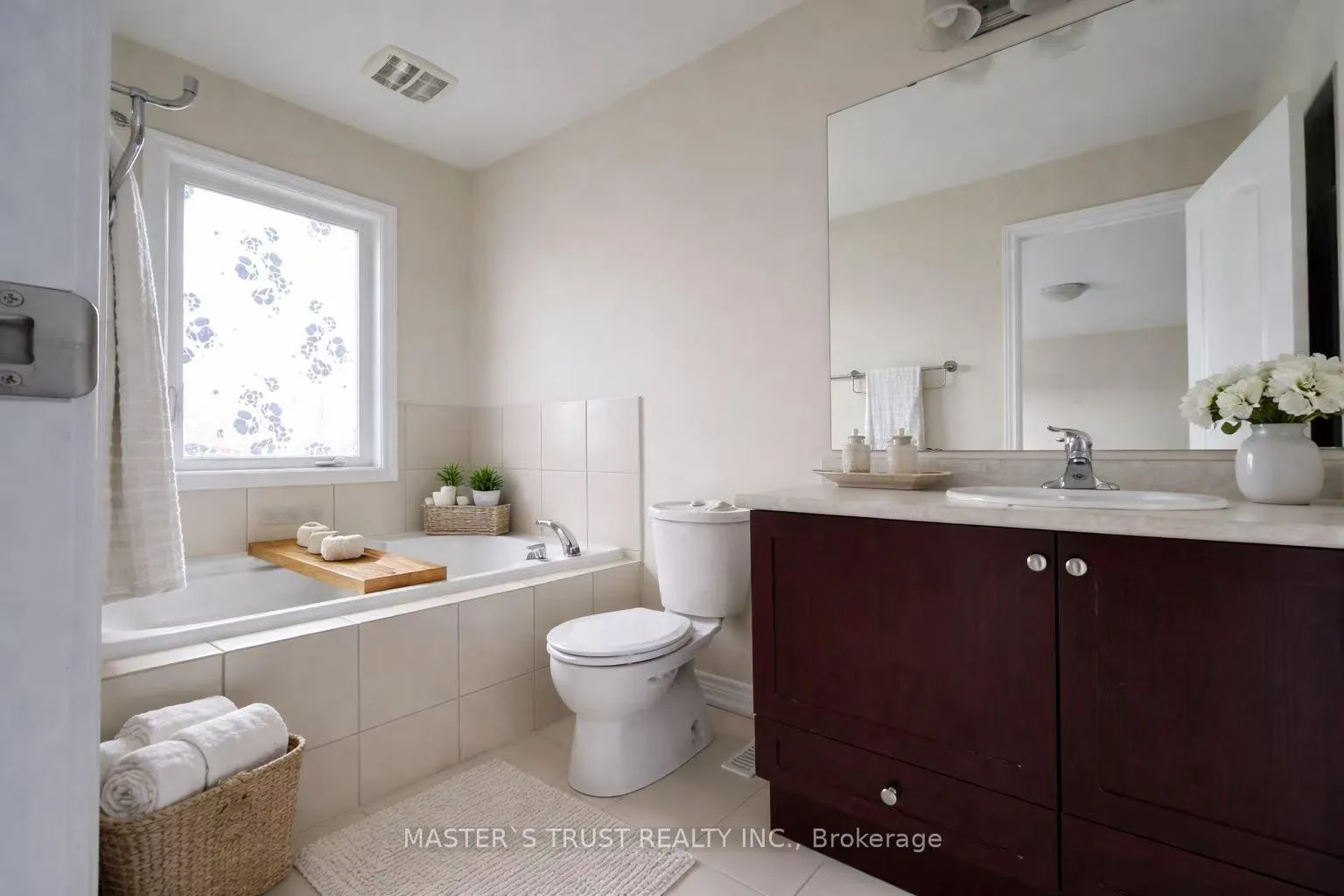 Photo 6 of 271 Riverlands Avenue, Markham, Cornell — HOMEH