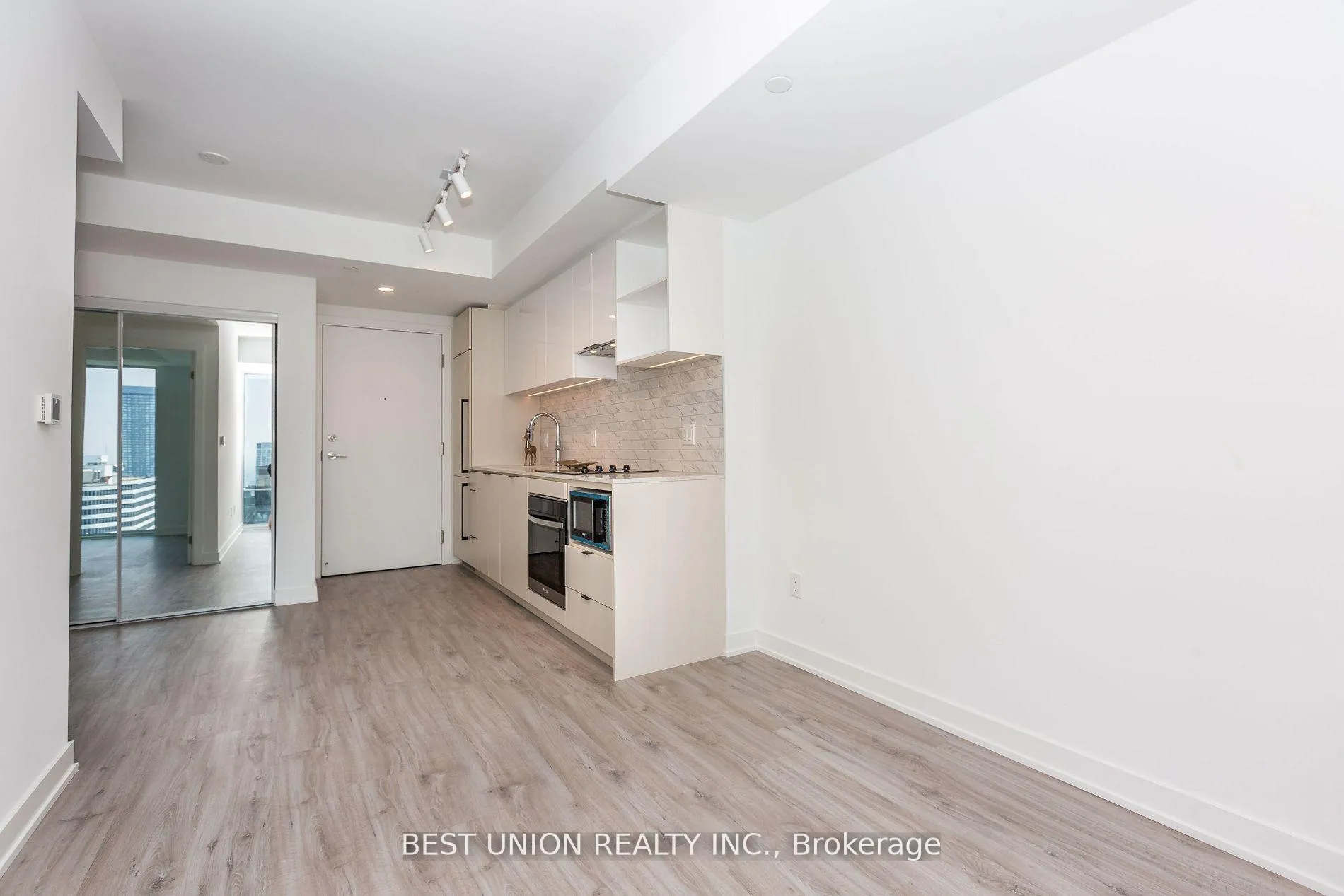 Photo 5 of Unit 4816, 252 Church Street E, Toronto, Church-Yonge Corridor — HOMEH