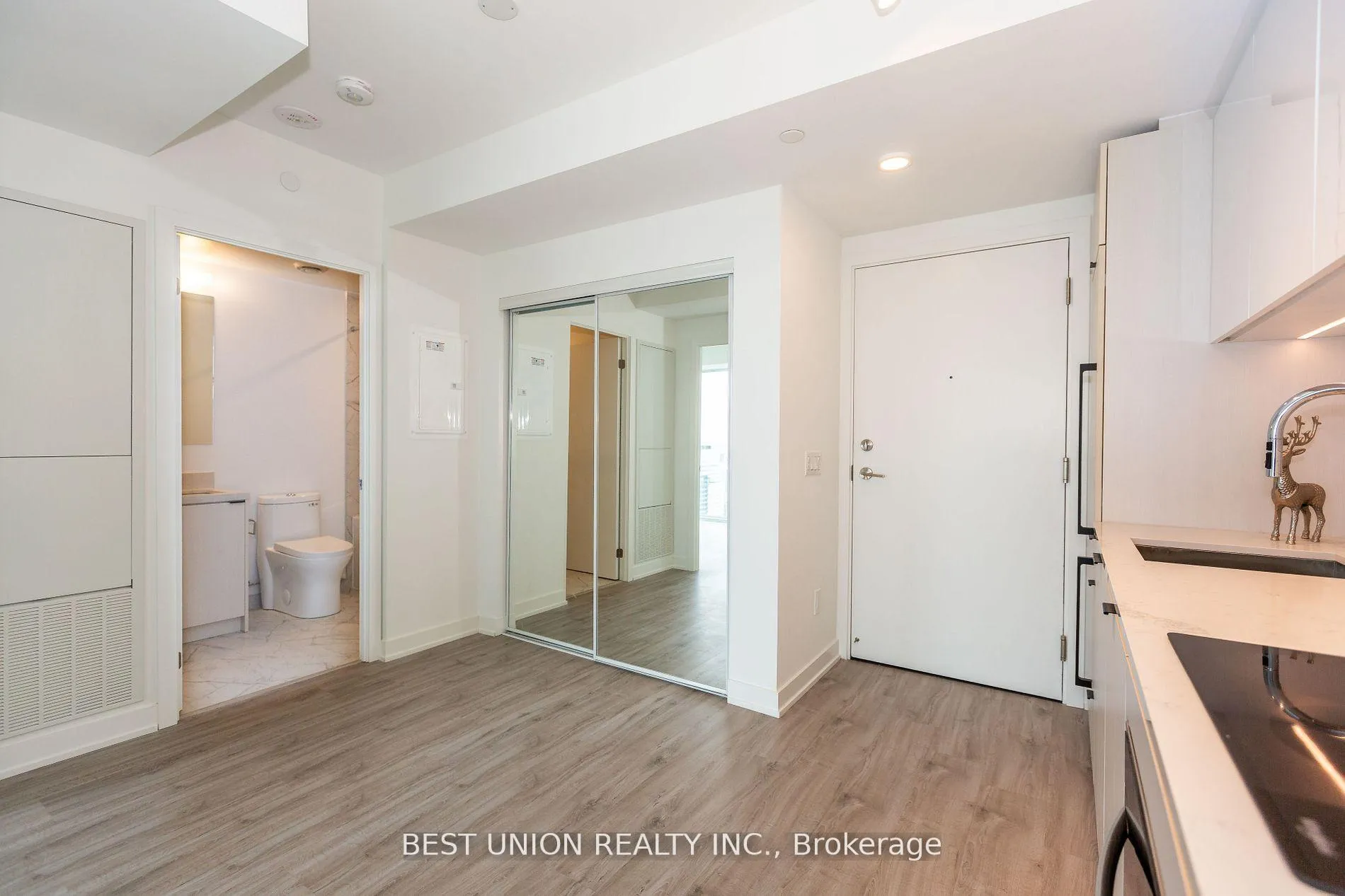Photo 6 of Unit 4816, 252 Church Street E, Toronto, Church-Yonge Corridor — HOMEH