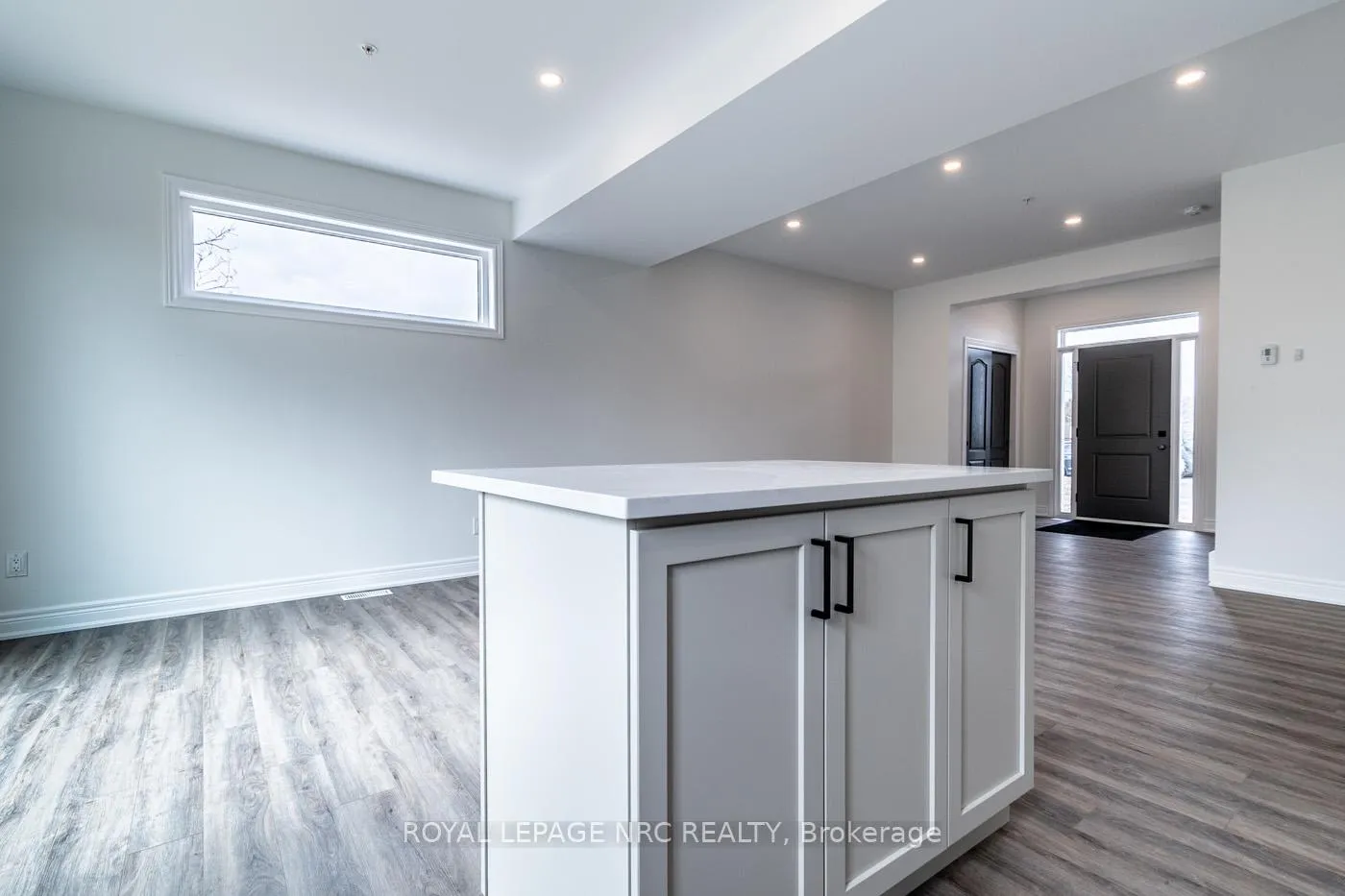 Photo 10 of Unit 17, 121A Moffatt Street, St. Catharines, Oakdale — HOMEH