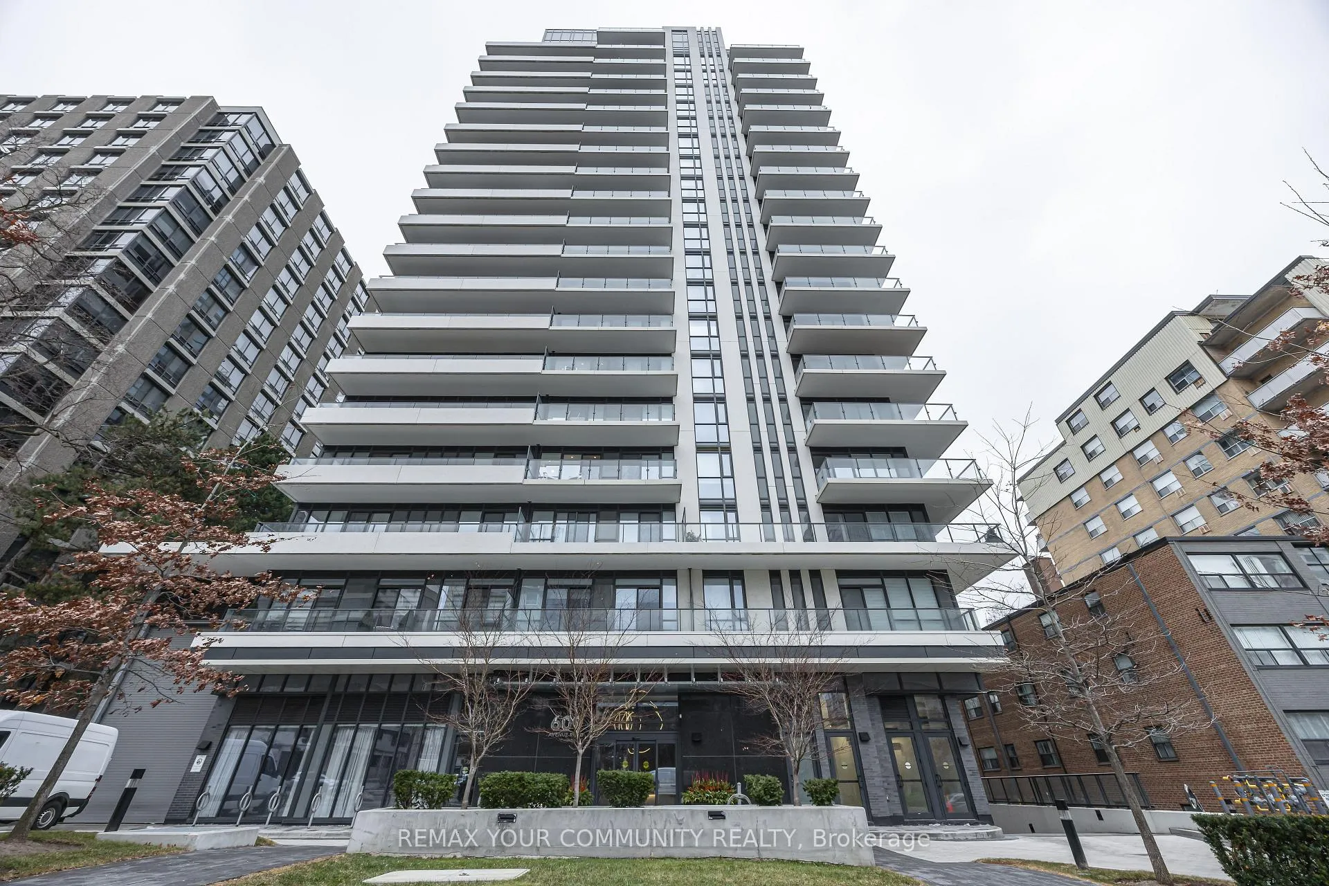 Front of Unit 201, 609 Avenue Road