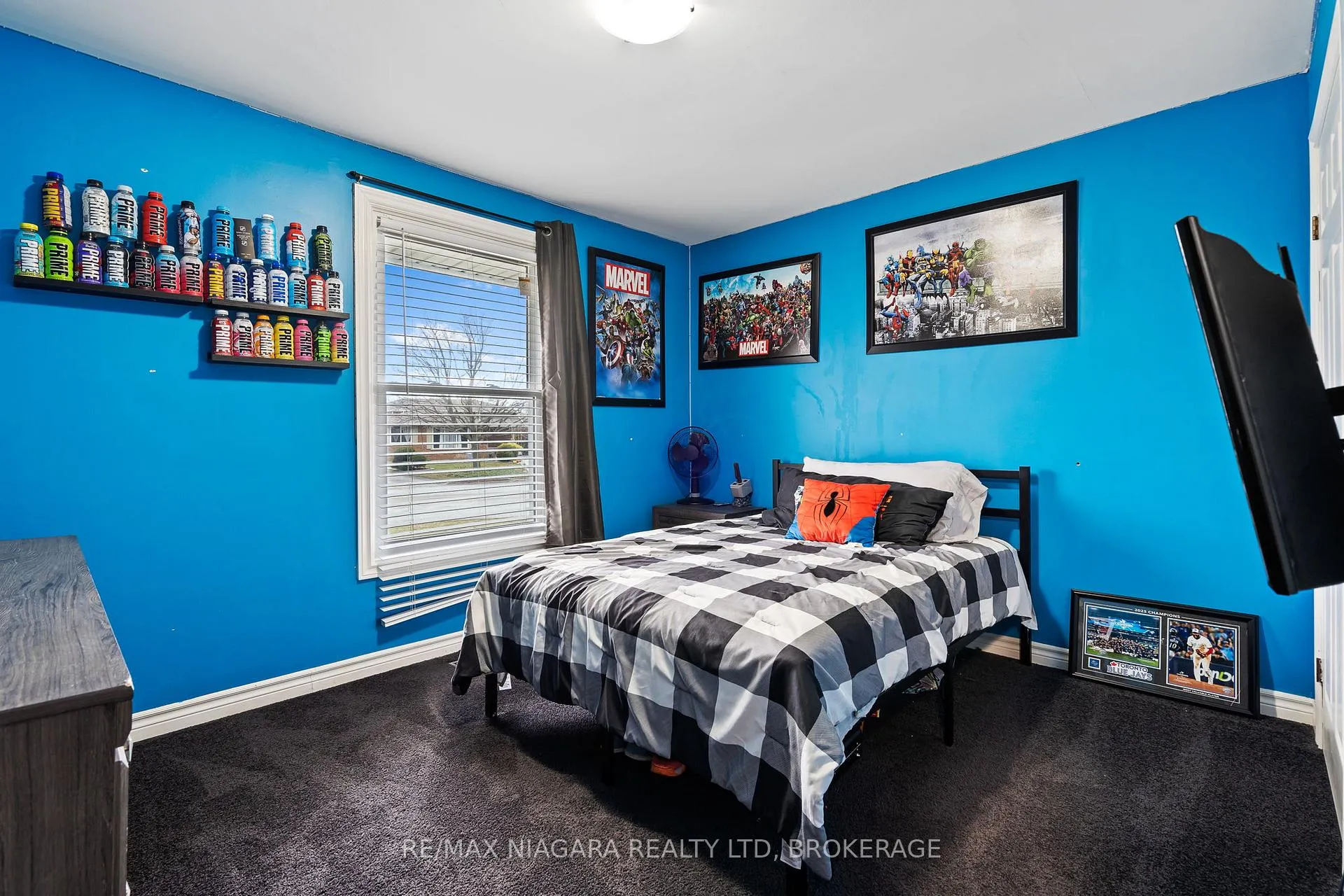 Photo 16 of 38 Acadia Crescent, St. Catharines, Secord Woods — HOMEH