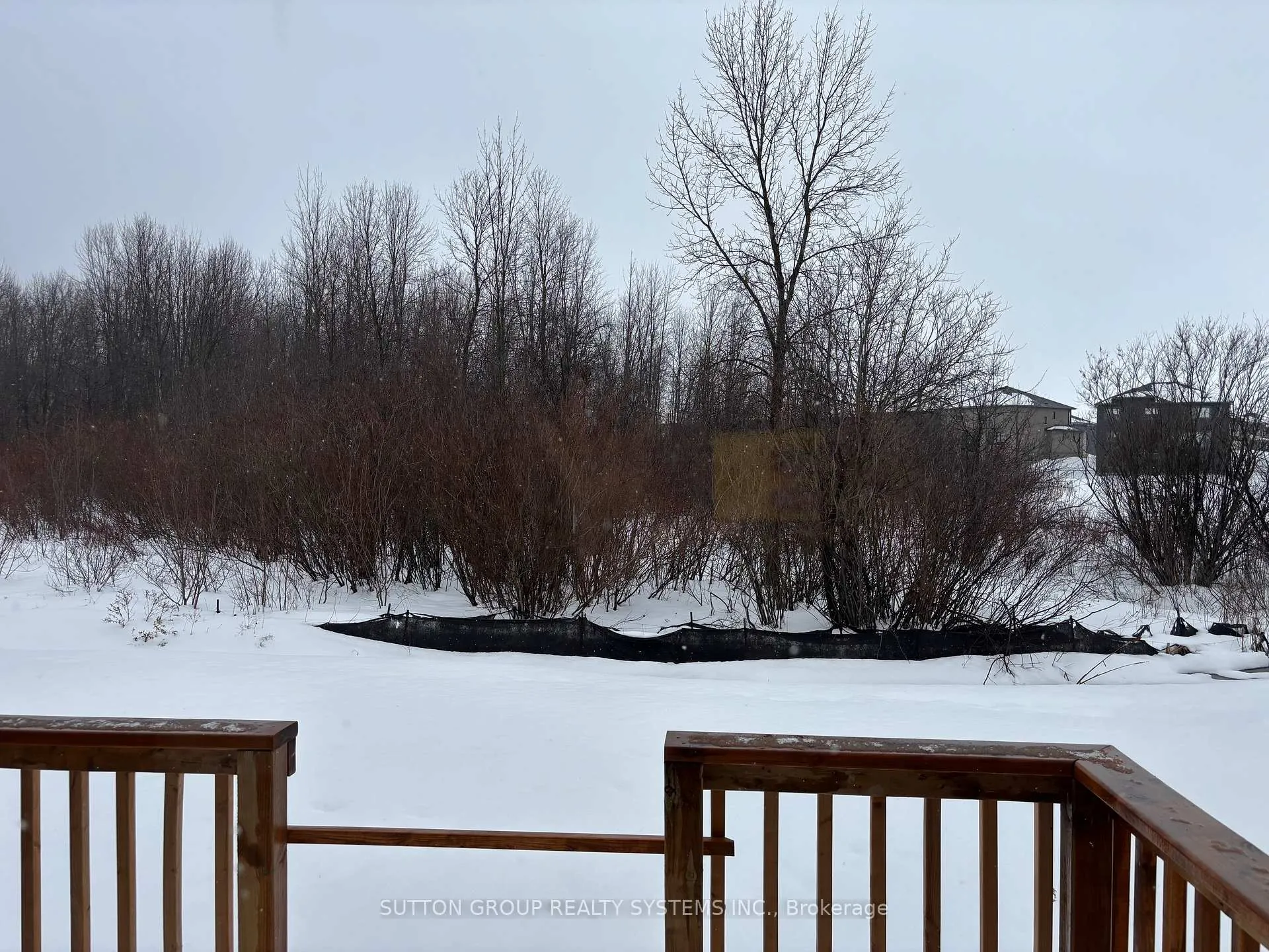 Photo 9 of 30 Rosanne Circle, Wasaga Beach — HOMEH